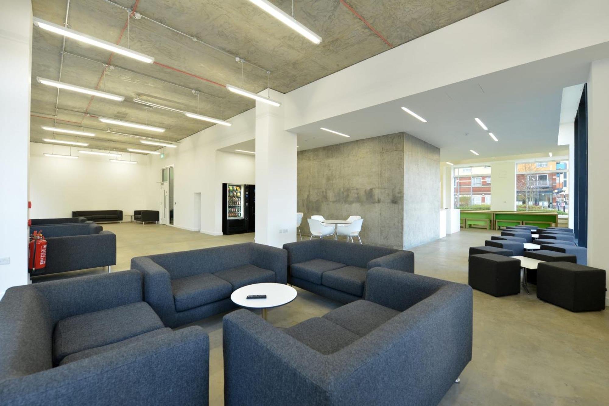 For Students Only Spacious Studio Apartments at Flinders House located in London