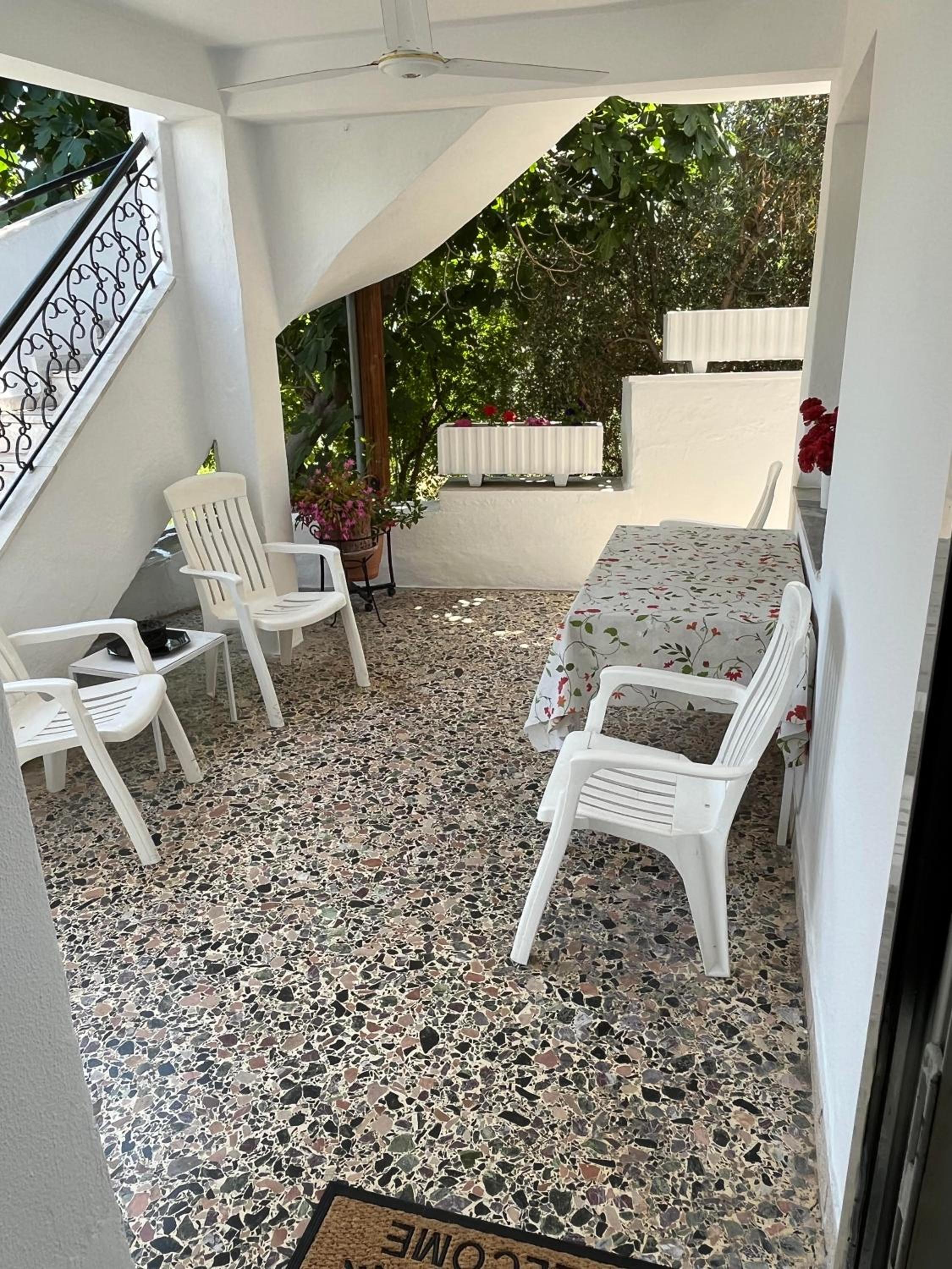Vasilis Garden House