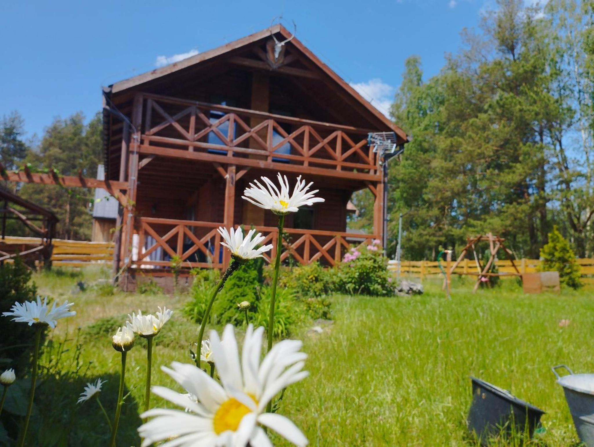 Osada nad żurawim stawem view 2