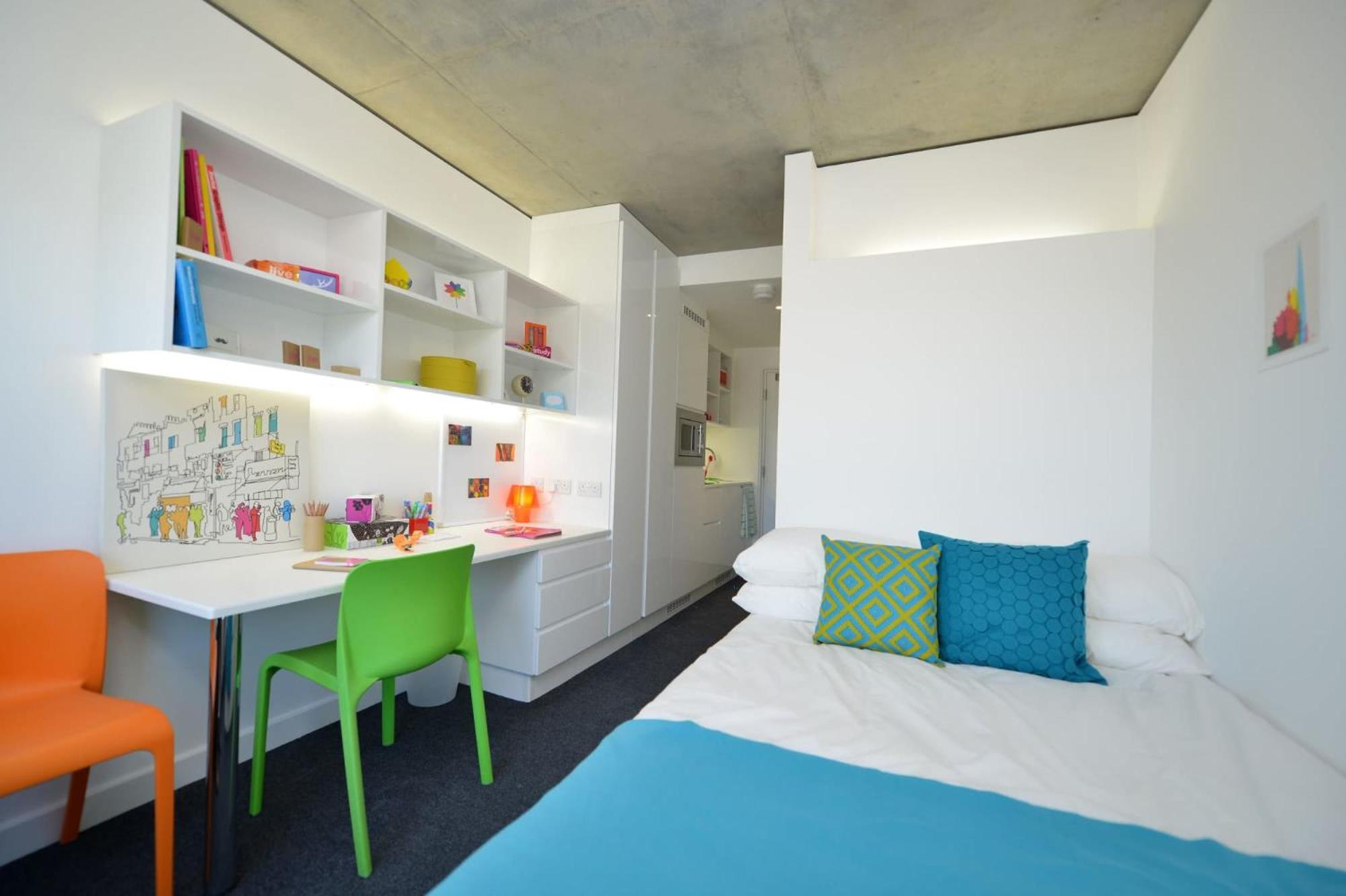 For Students Only Spacious Studio Apartments at Flinders House located in London