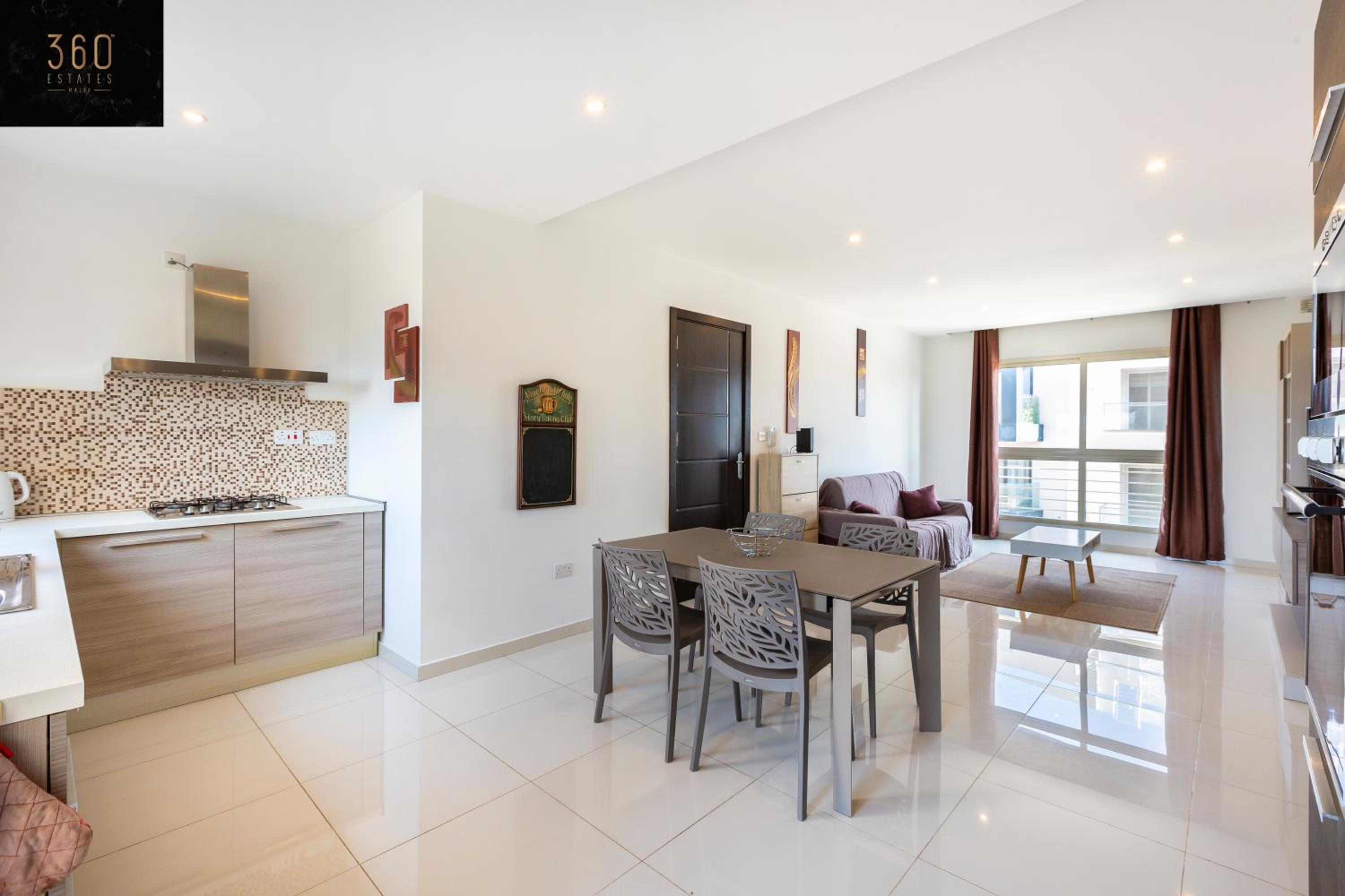 Lovely, cozy fully equipped 2BR APT in the centre by 360 Estates photo 5