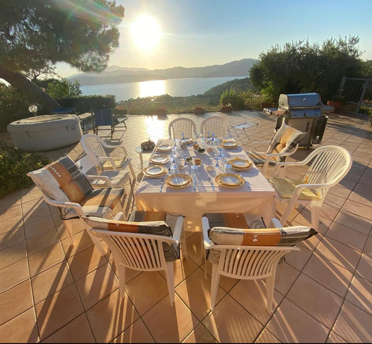 Villa oder Apartment mit phantastischer Aussicht view 5
