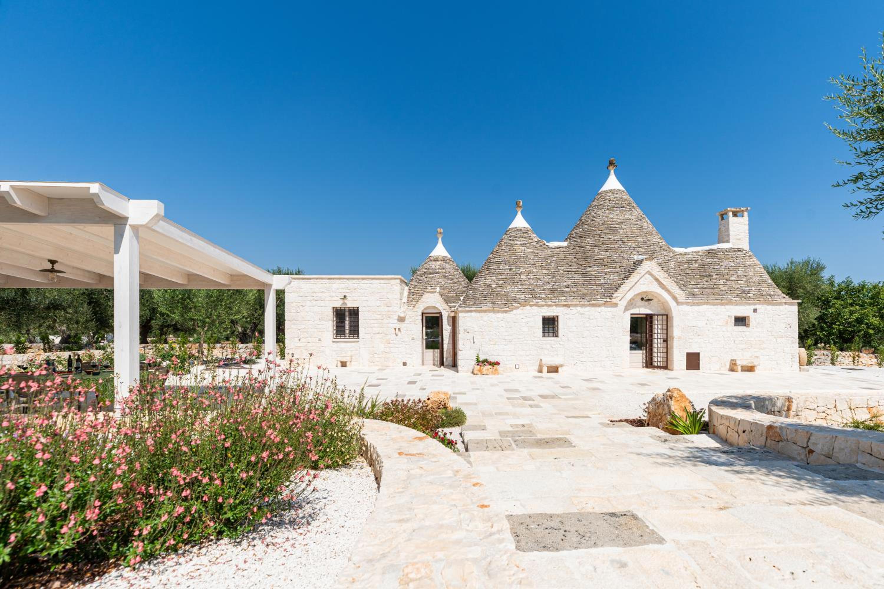 Trulli Salamida photo 4