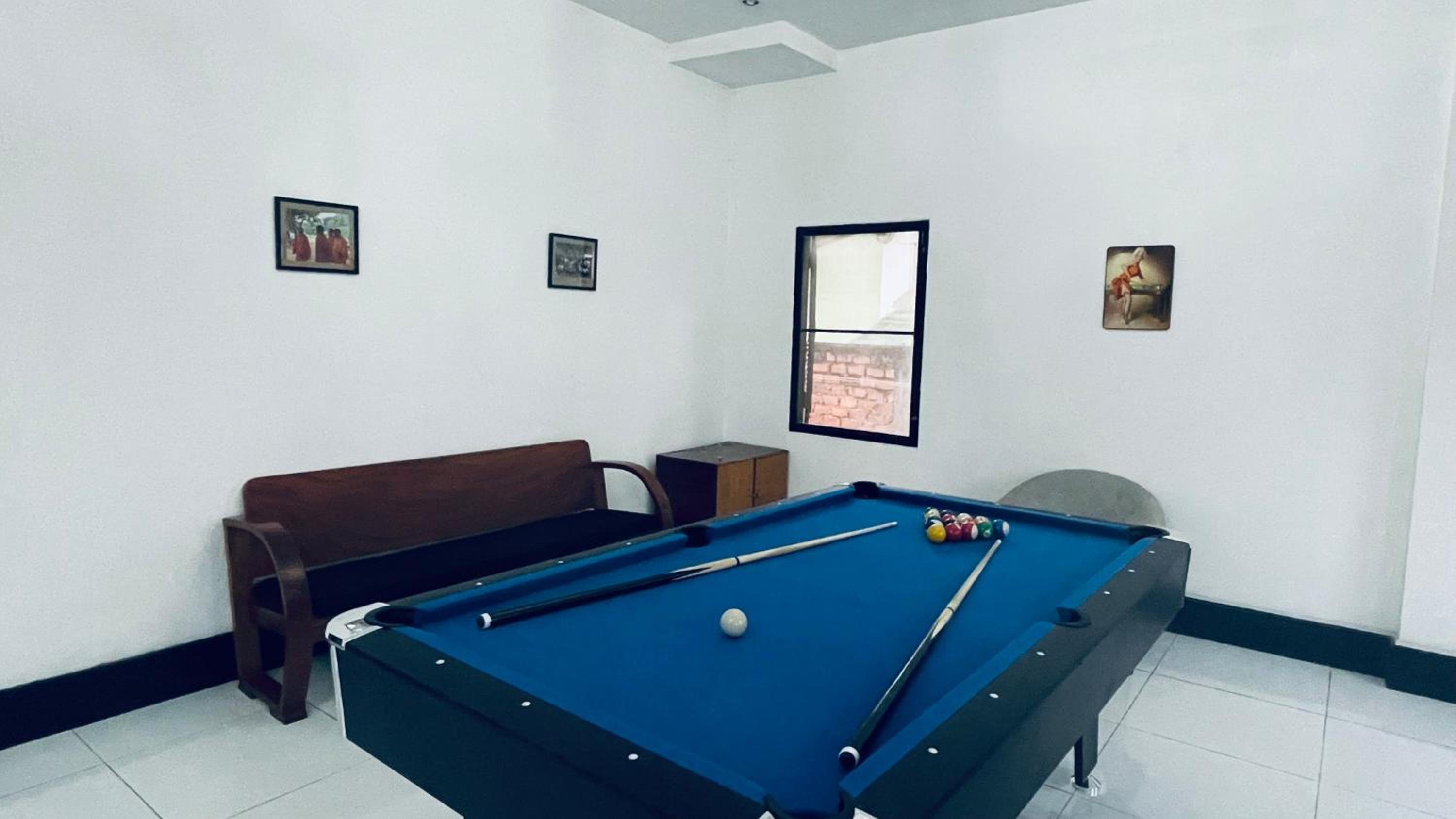 Meet sunset hostel Luangprabang