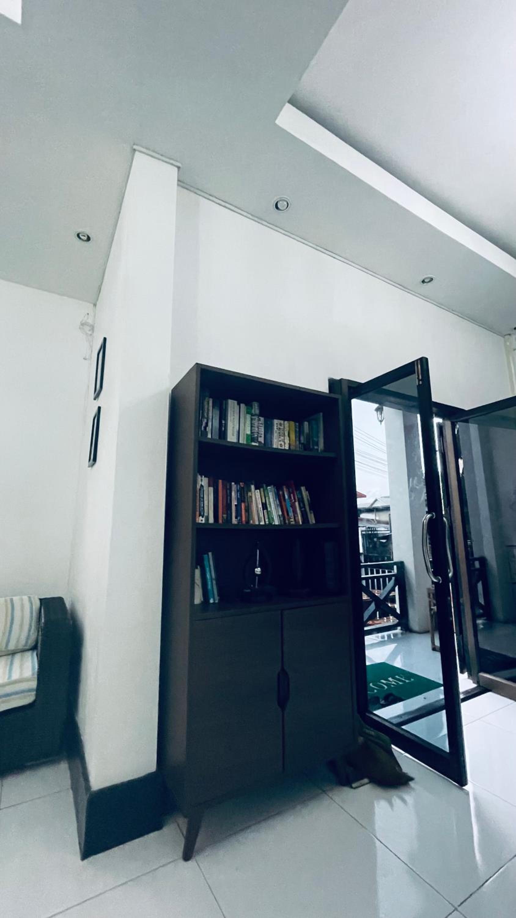 Meet sunset hostel Luangprabang