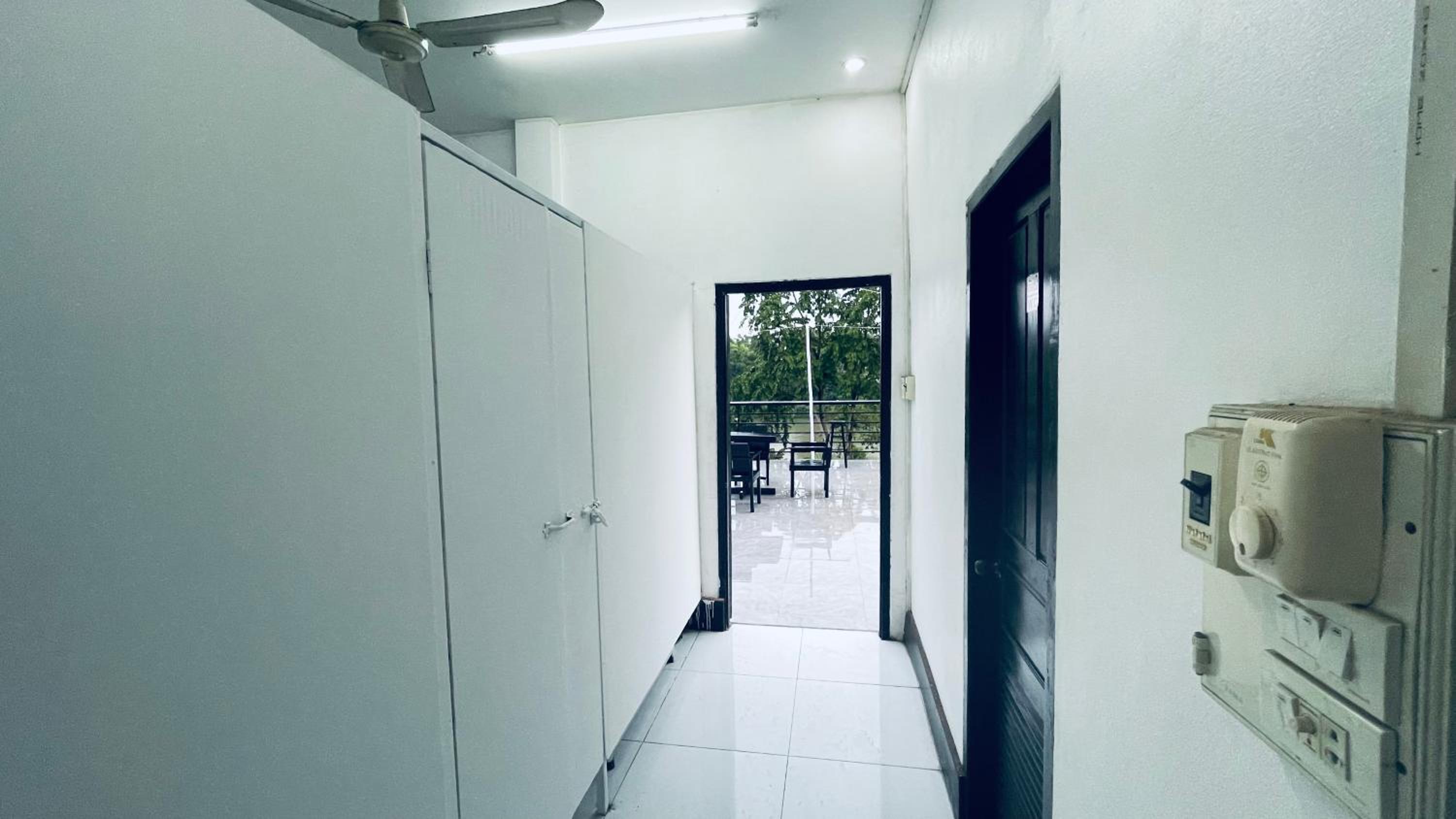 Meet sunset hostel Luangprabang