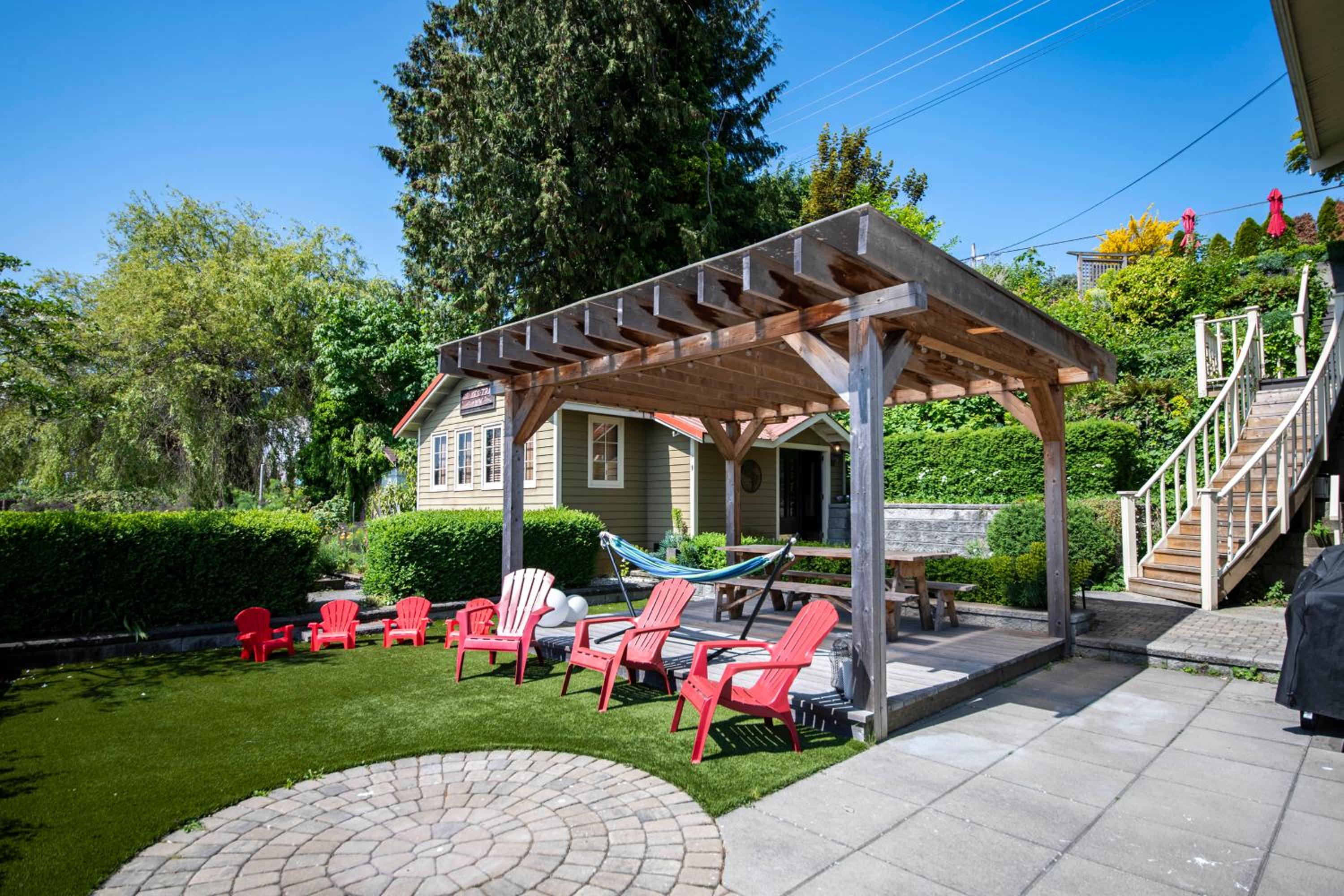 Iconic 3-Story Waterfront 'Marina House' w/ View