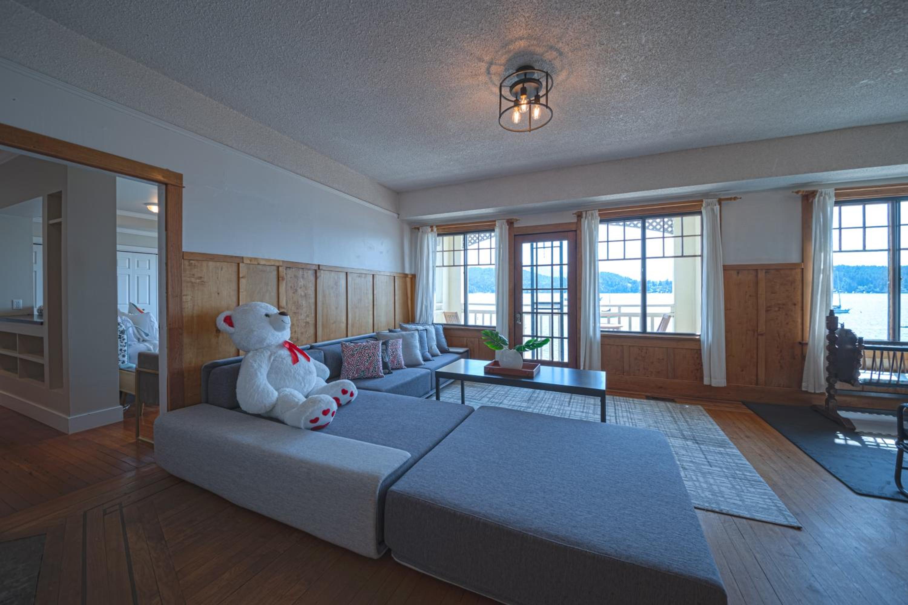 Iconic 3-Story Waterfront 'Marina House' w/ View