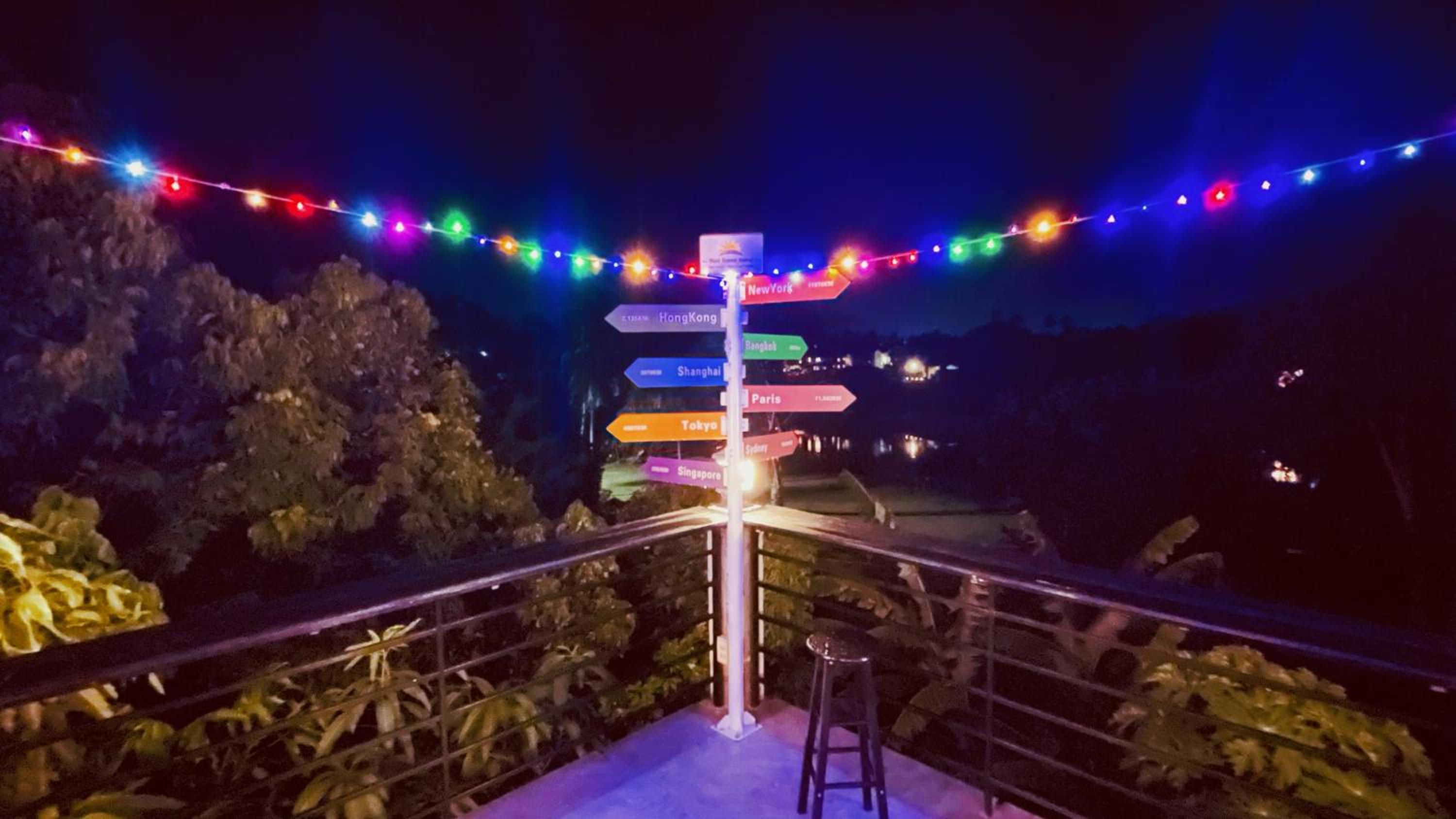Meet sunset hostel Luangprabang