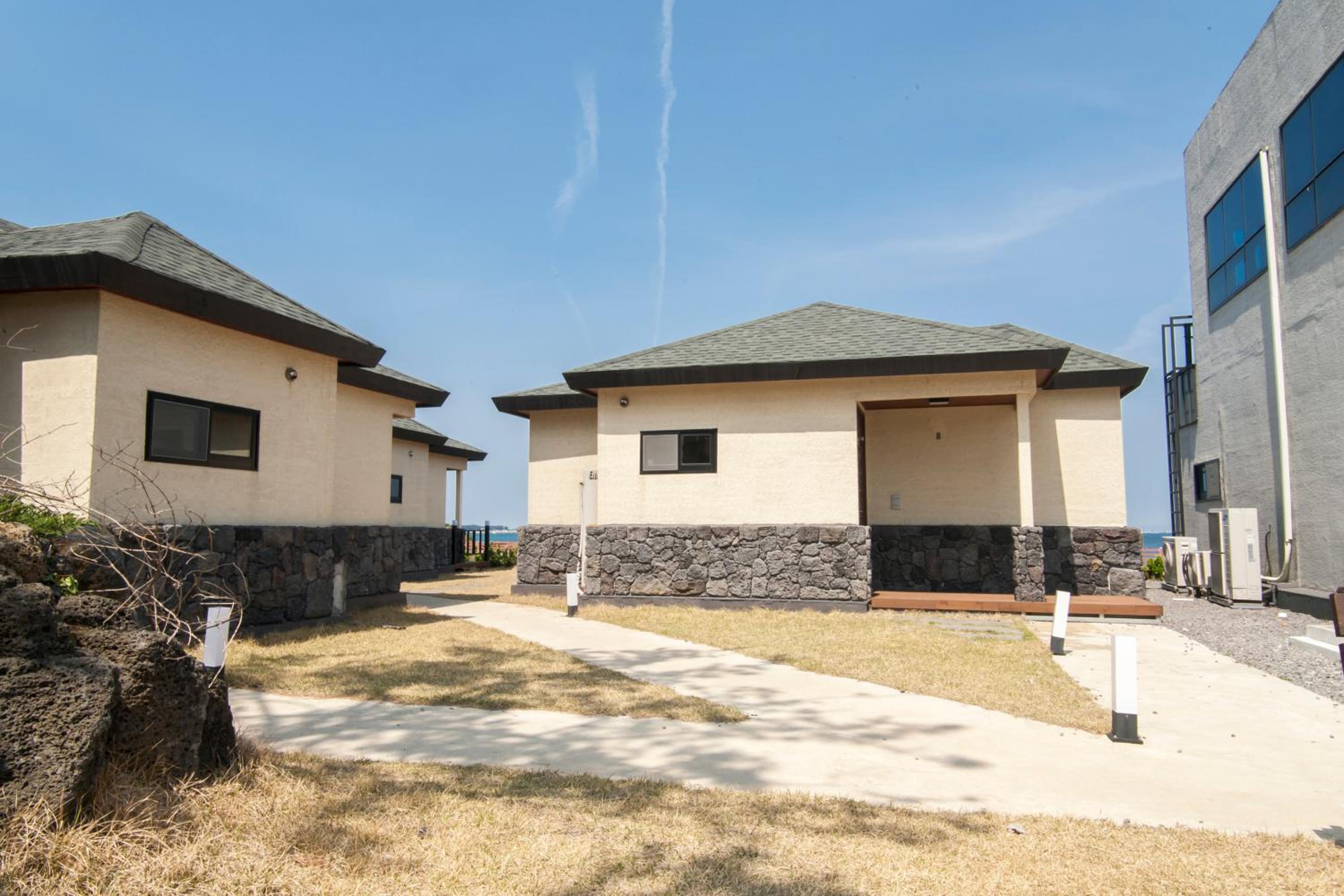 Onthestone Pension
