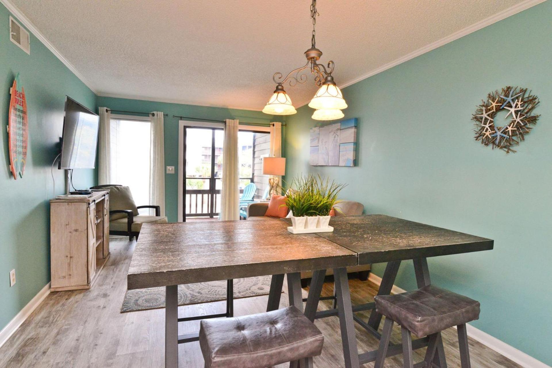 Sweet Caroline Remodeled with Partial Ocean View and Oceanfront Pool view 4