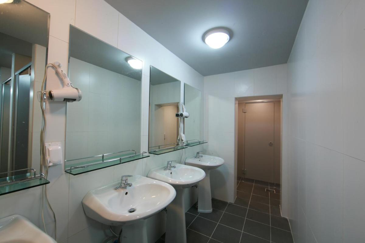Mido Hostel