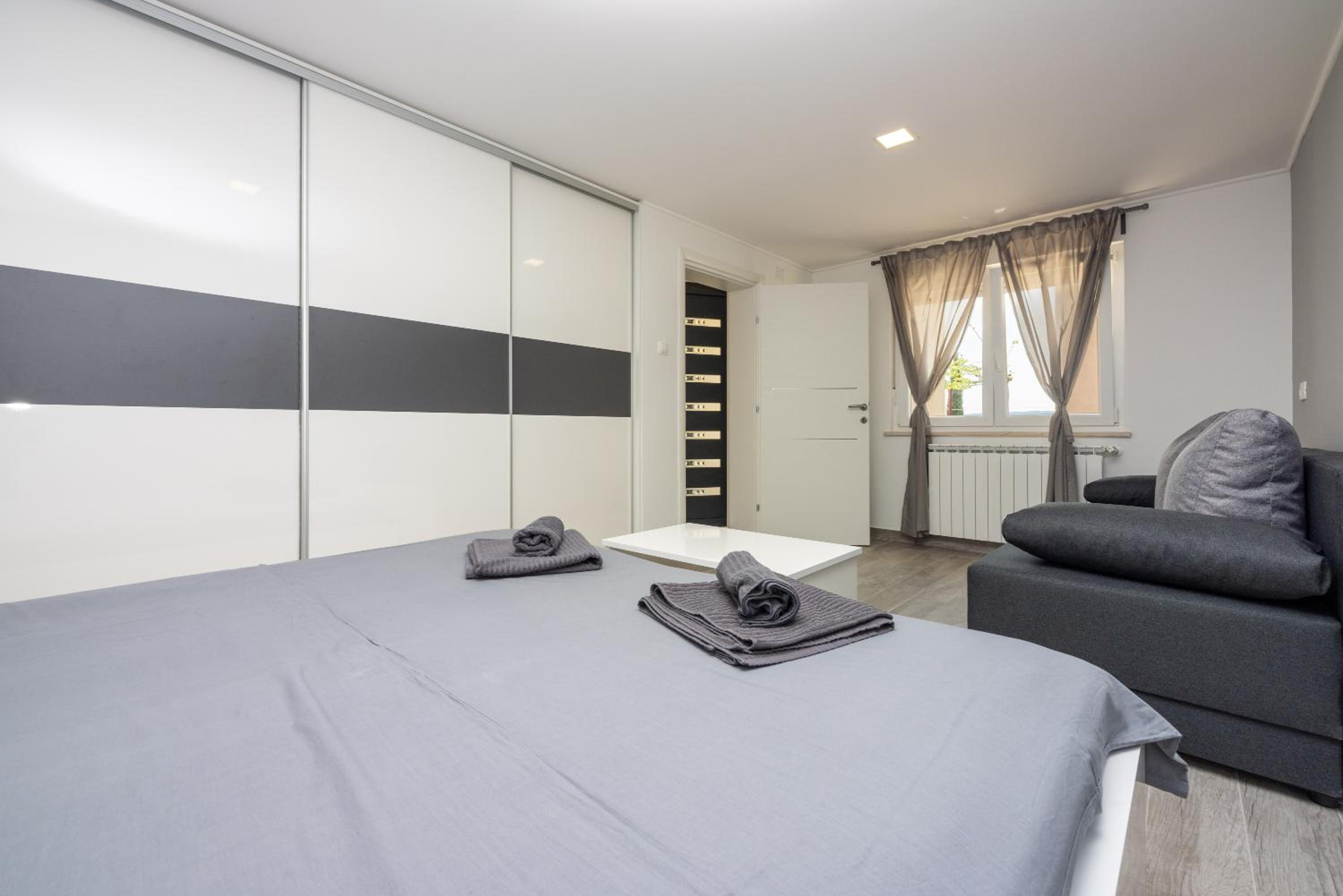 Apartments Luna