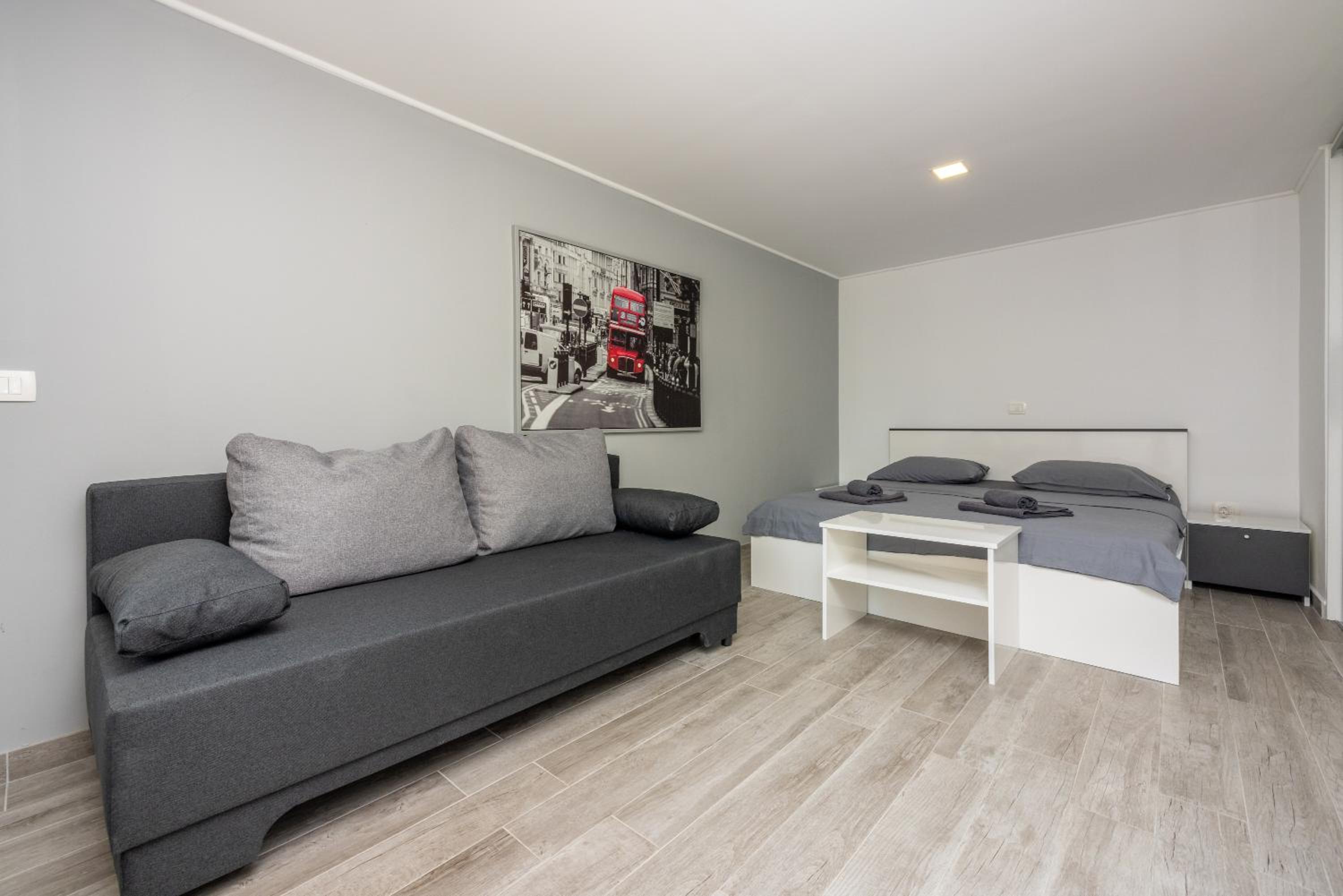 Apartments Luna