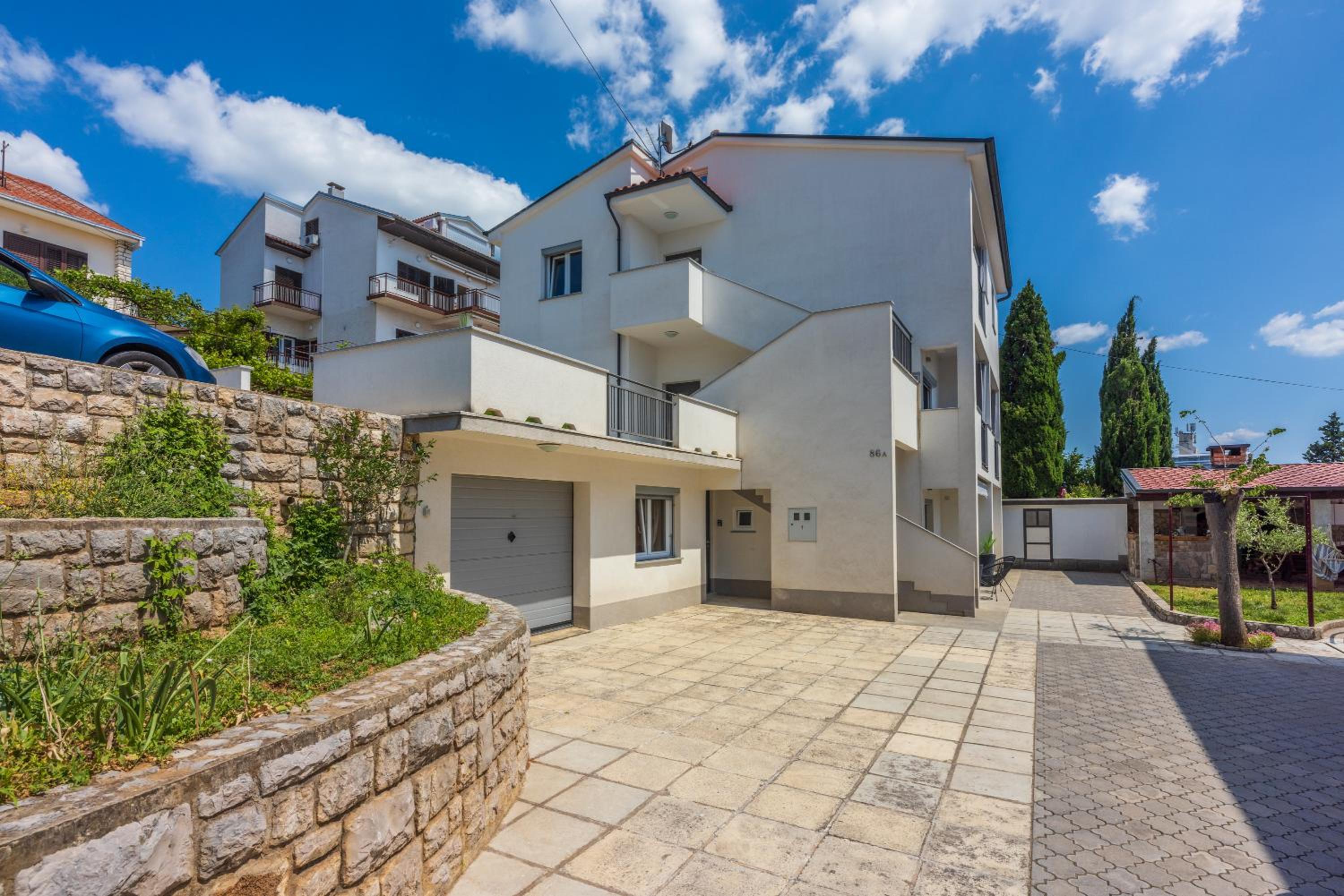 Apartments Luna