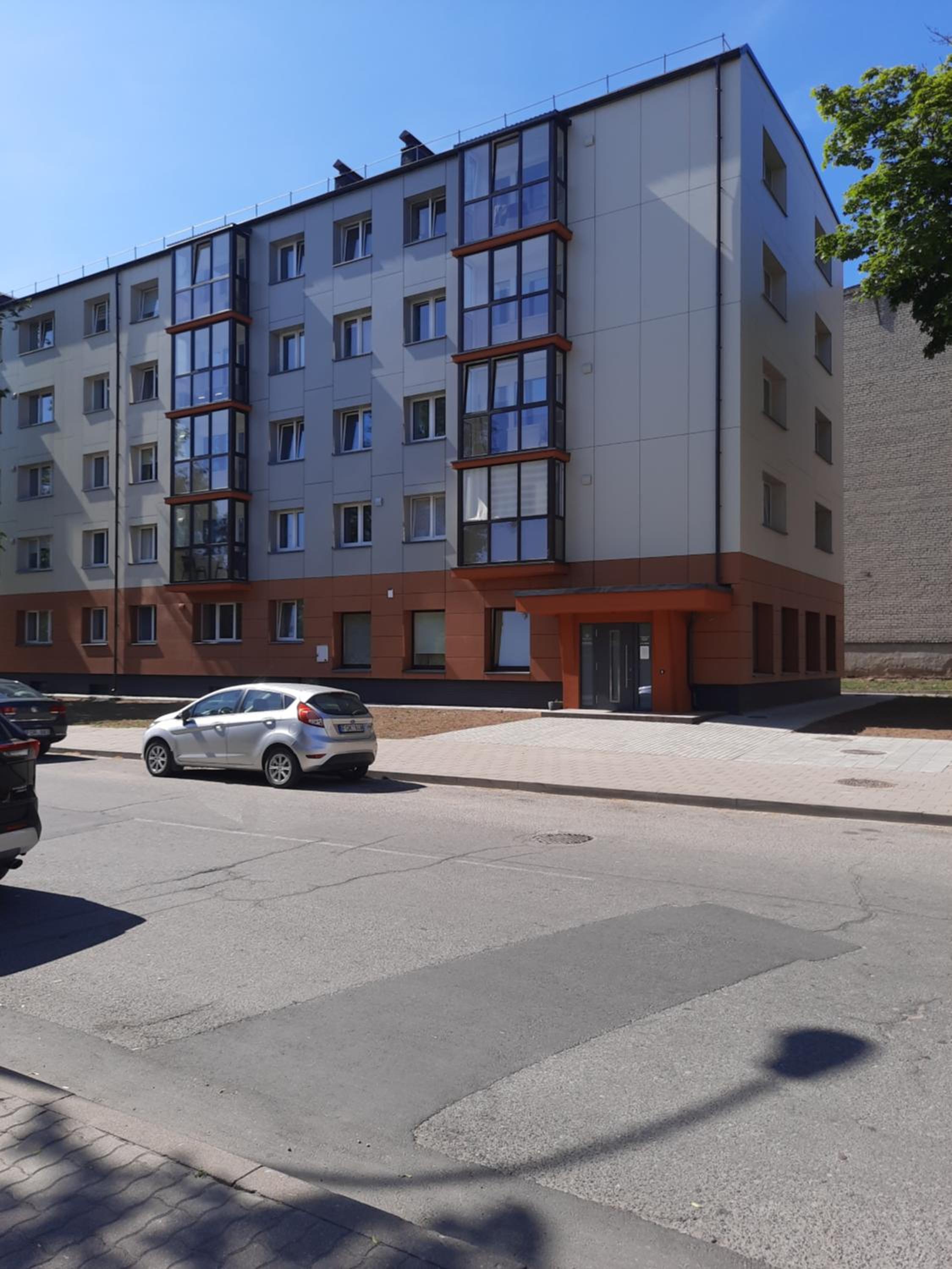 Photo 11