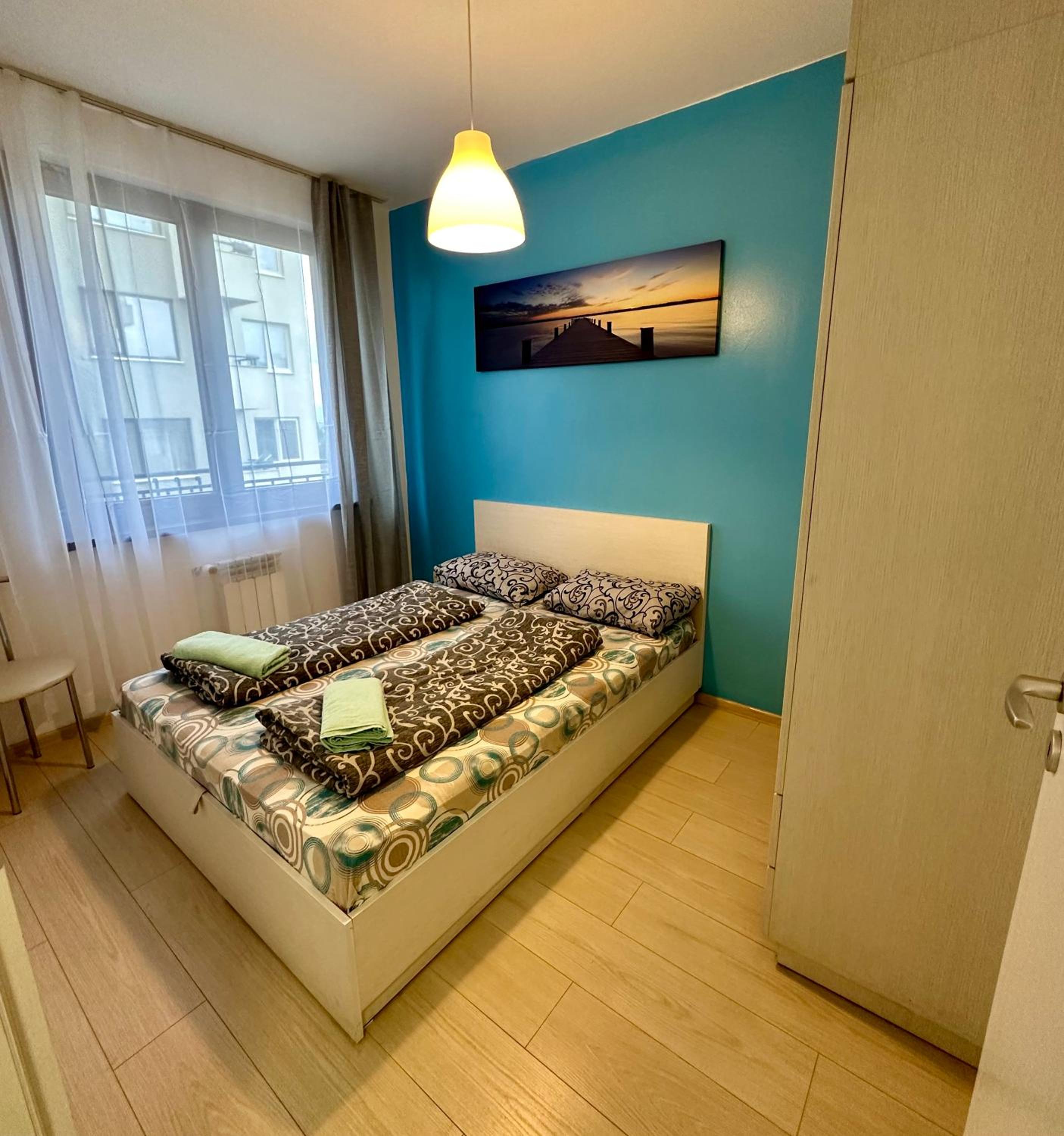 Marina 2 bedrooms&parking apartment