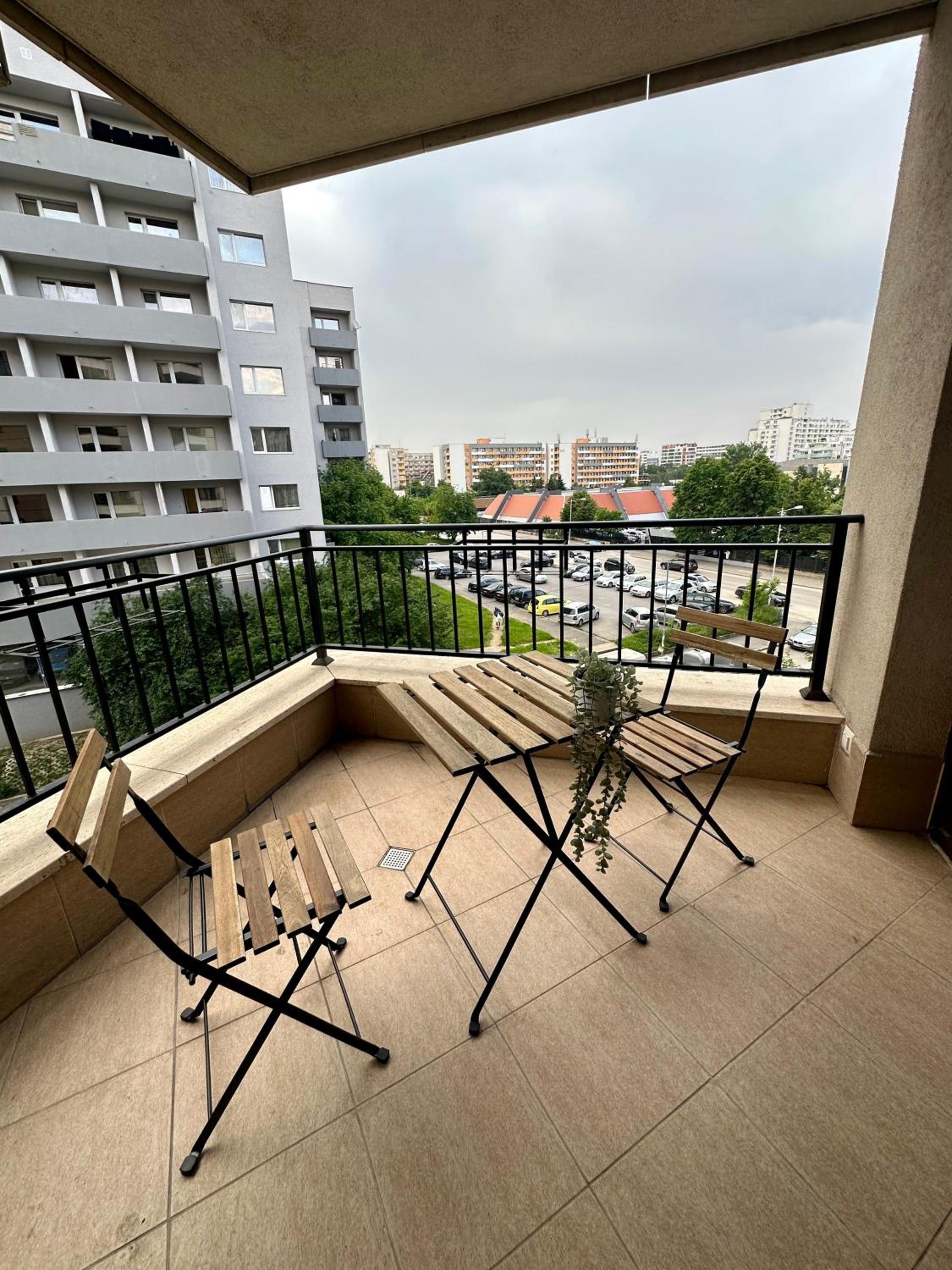 Marina 2 bedrooms&parking apartment