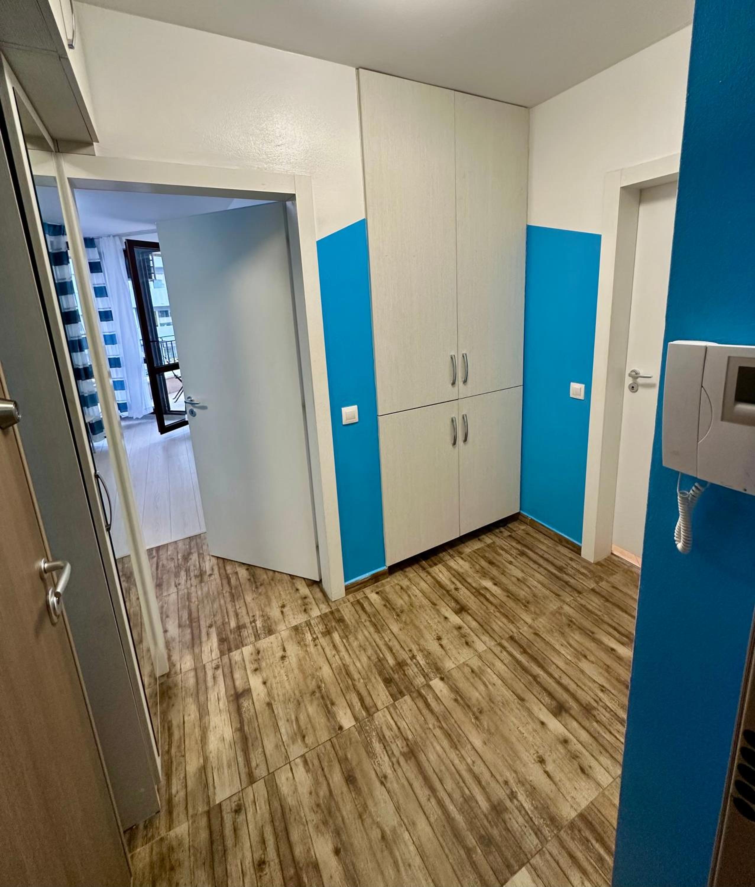 Marina 2 bedrooms&parking apartment