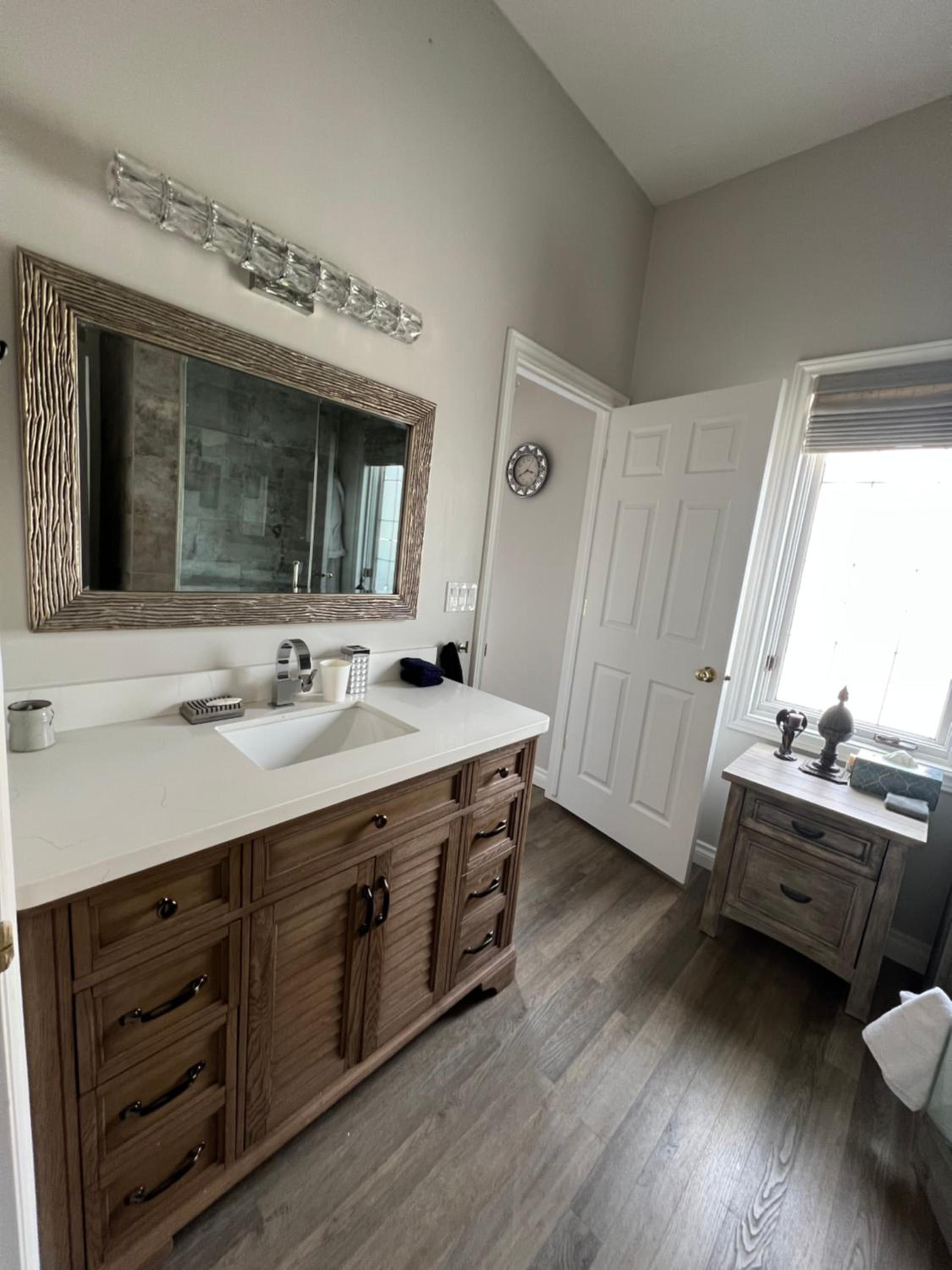 Lady MacDonald Country Inn - Image 4