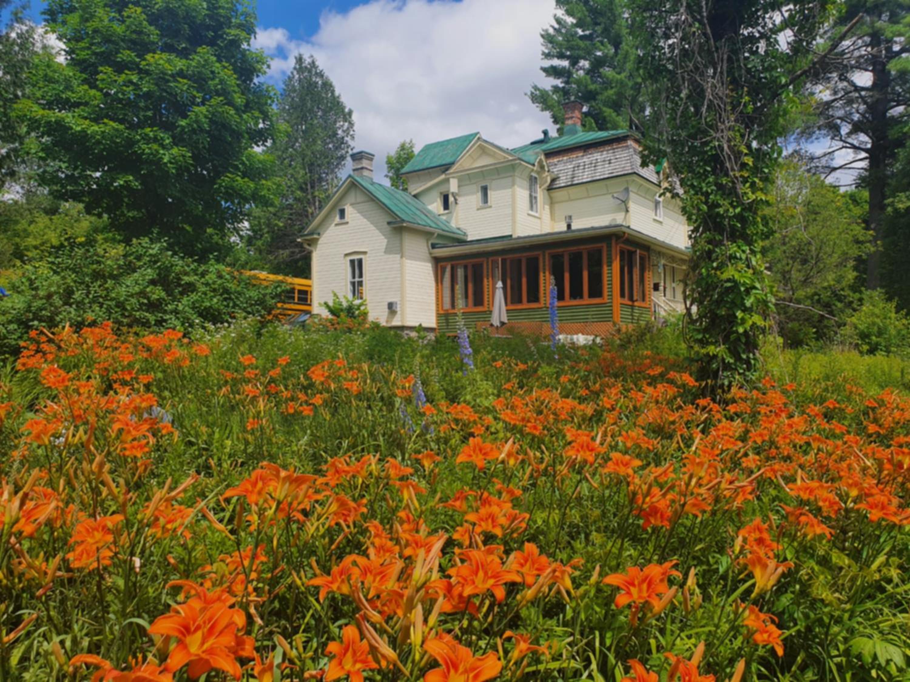Le Salon des Inconnus