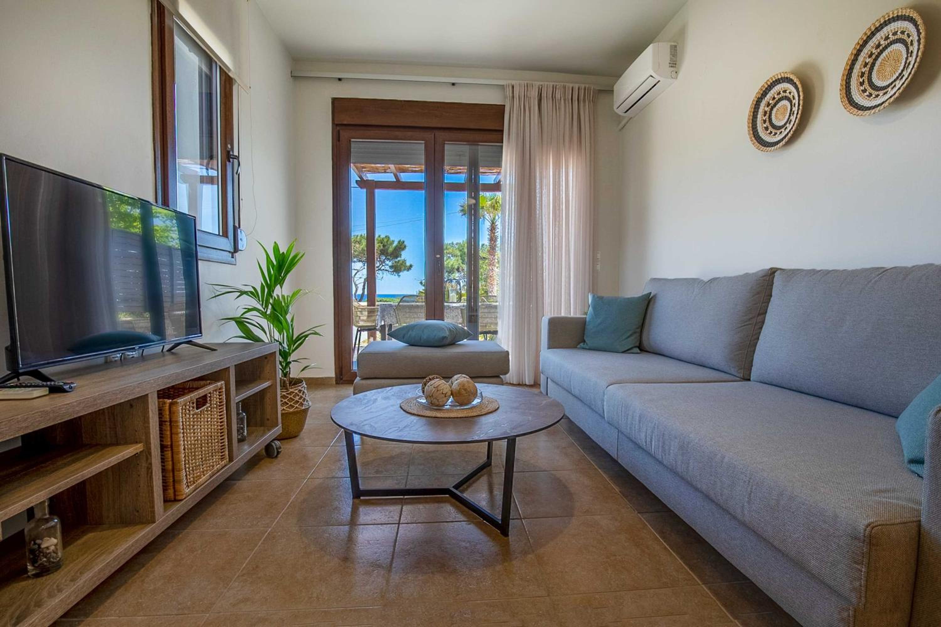 Villa Sunrise by the Sea