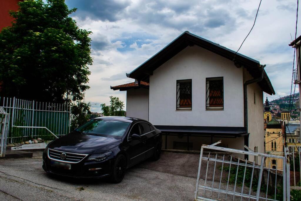 Udobna kuća u srcu starog grada & Besplatan parking!