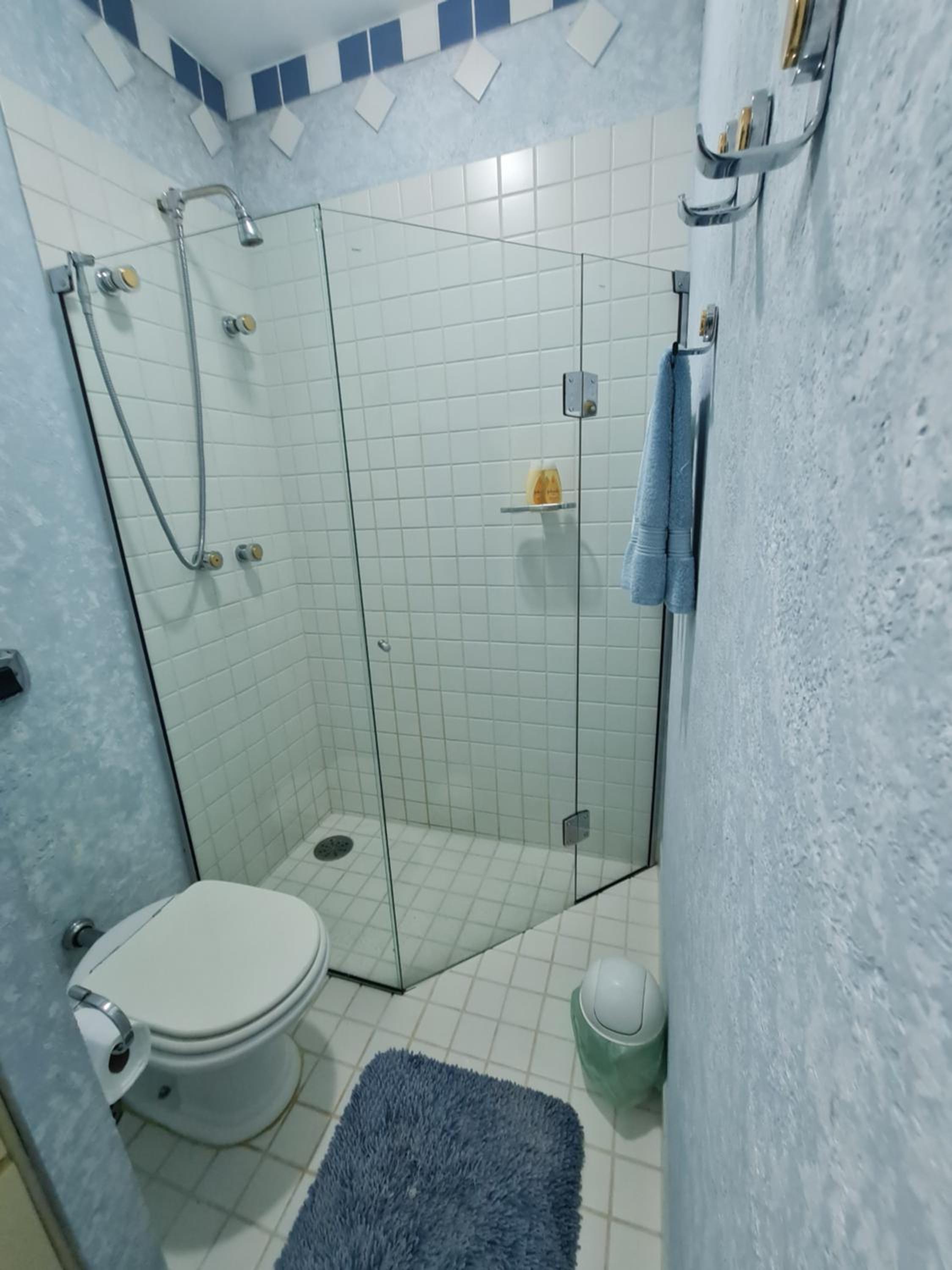 Casa em Campos do Jordão próximo do Capivari com 4 Suítes