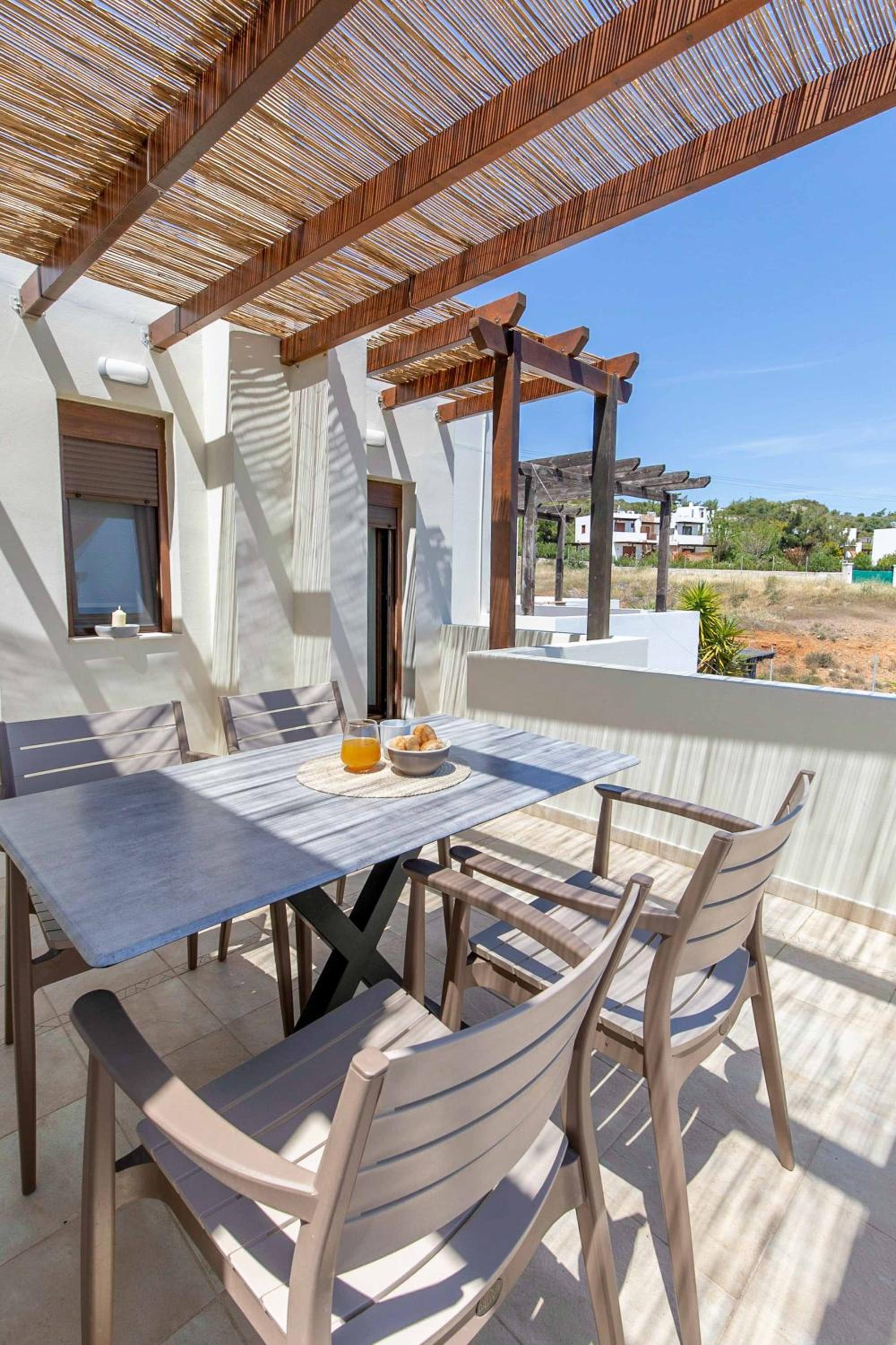 Villa Sunrise by the Sea