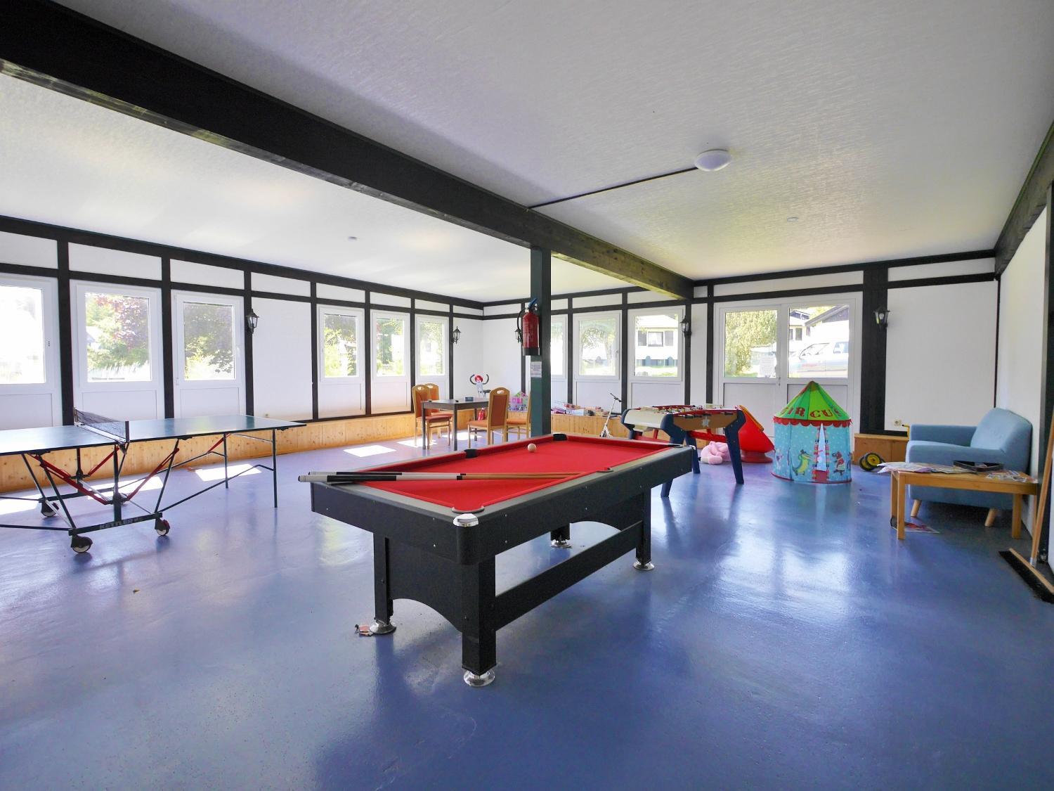 Ferienhaus 'Kahle Pön' mit MeineCardPlus, Wintergarten und eingezäuntem Garten
