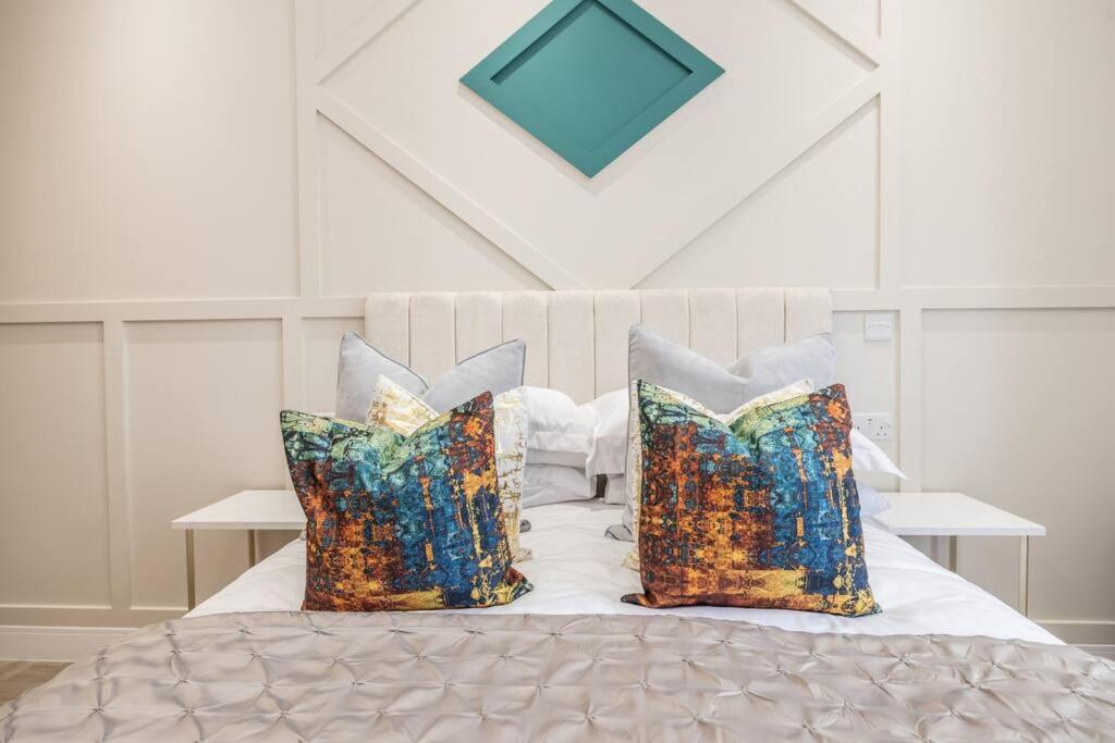 Luxury 2 Bed Apartment In The City Centre With Free Gym By The Pocklington - The Ceremonial Suite