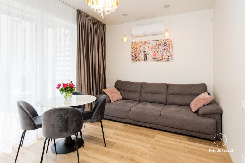 Grit Apartment