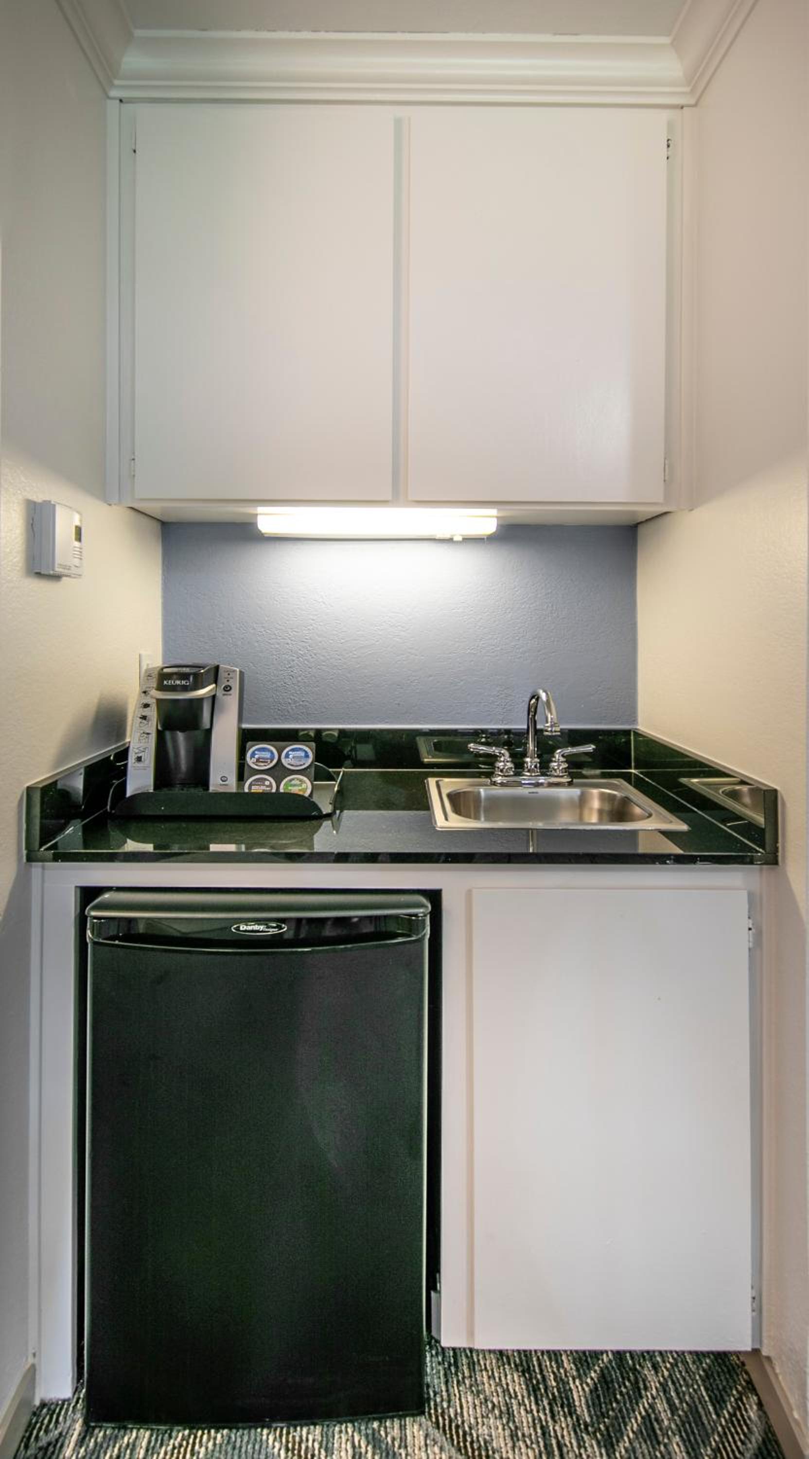 Half Moon Bay Lodge 10