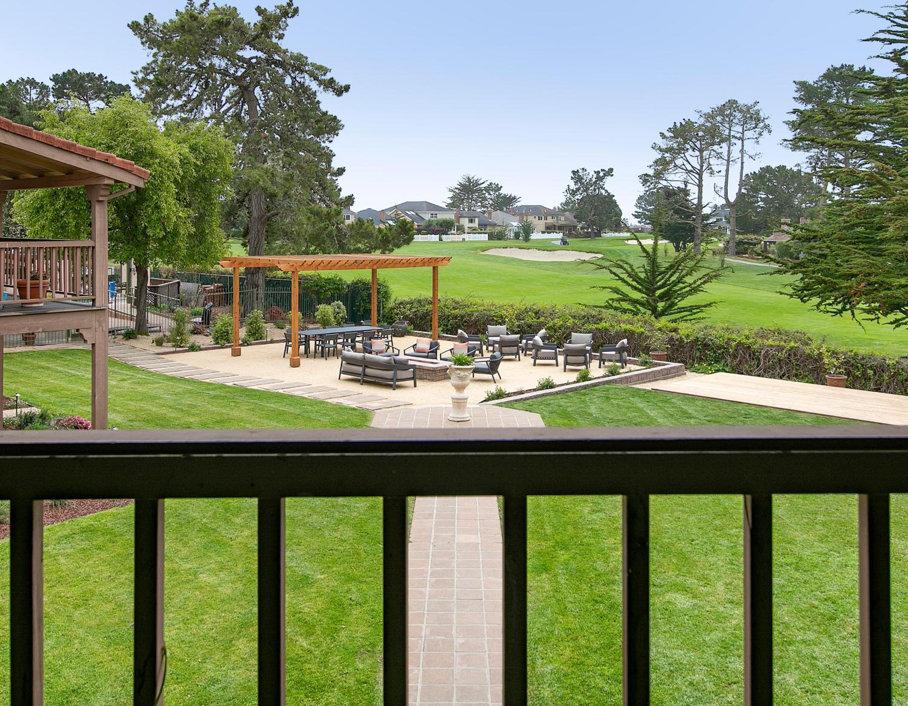 Half Moon Bay Lodge 12