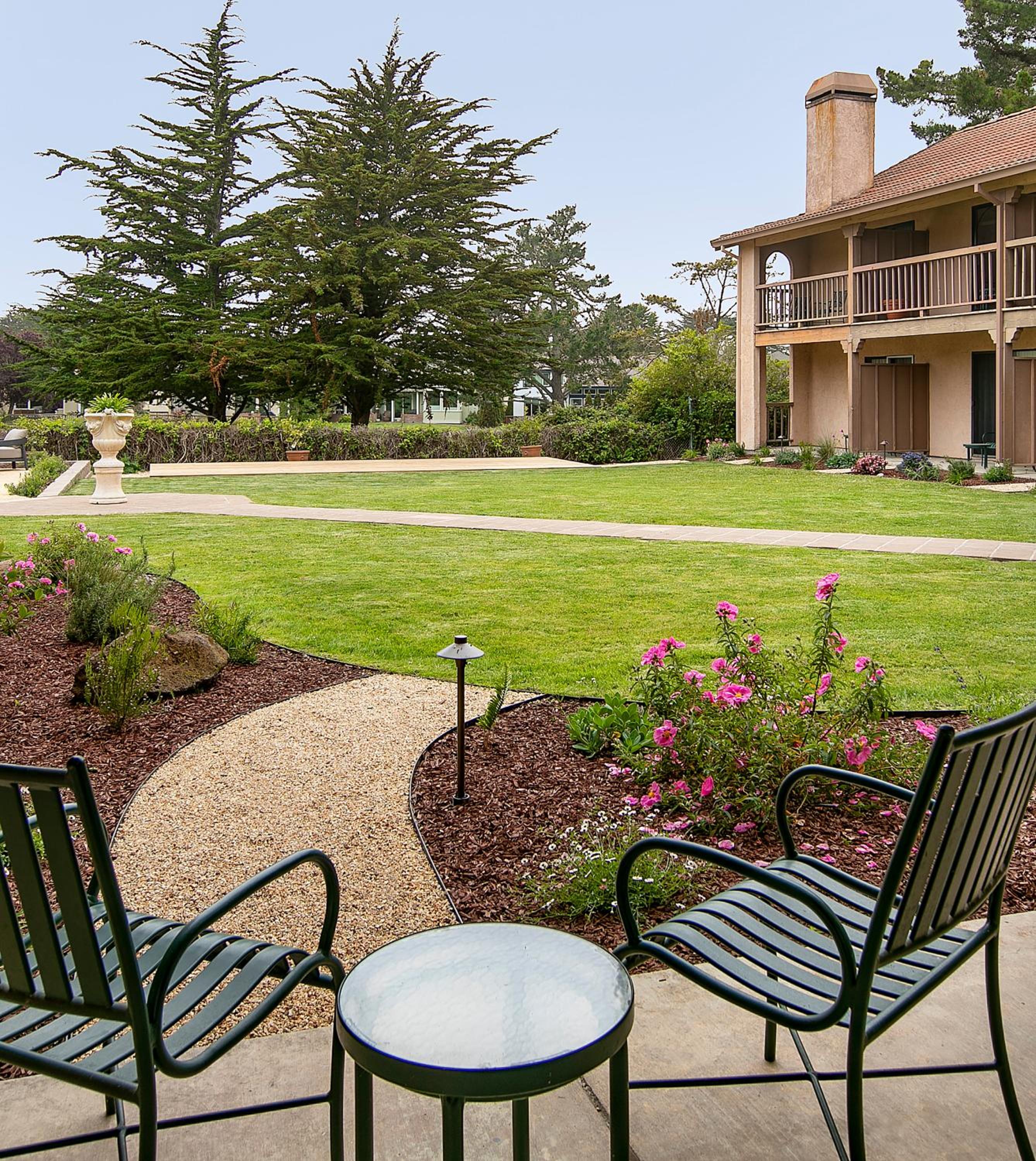 Half Moon Bay Lodge 11