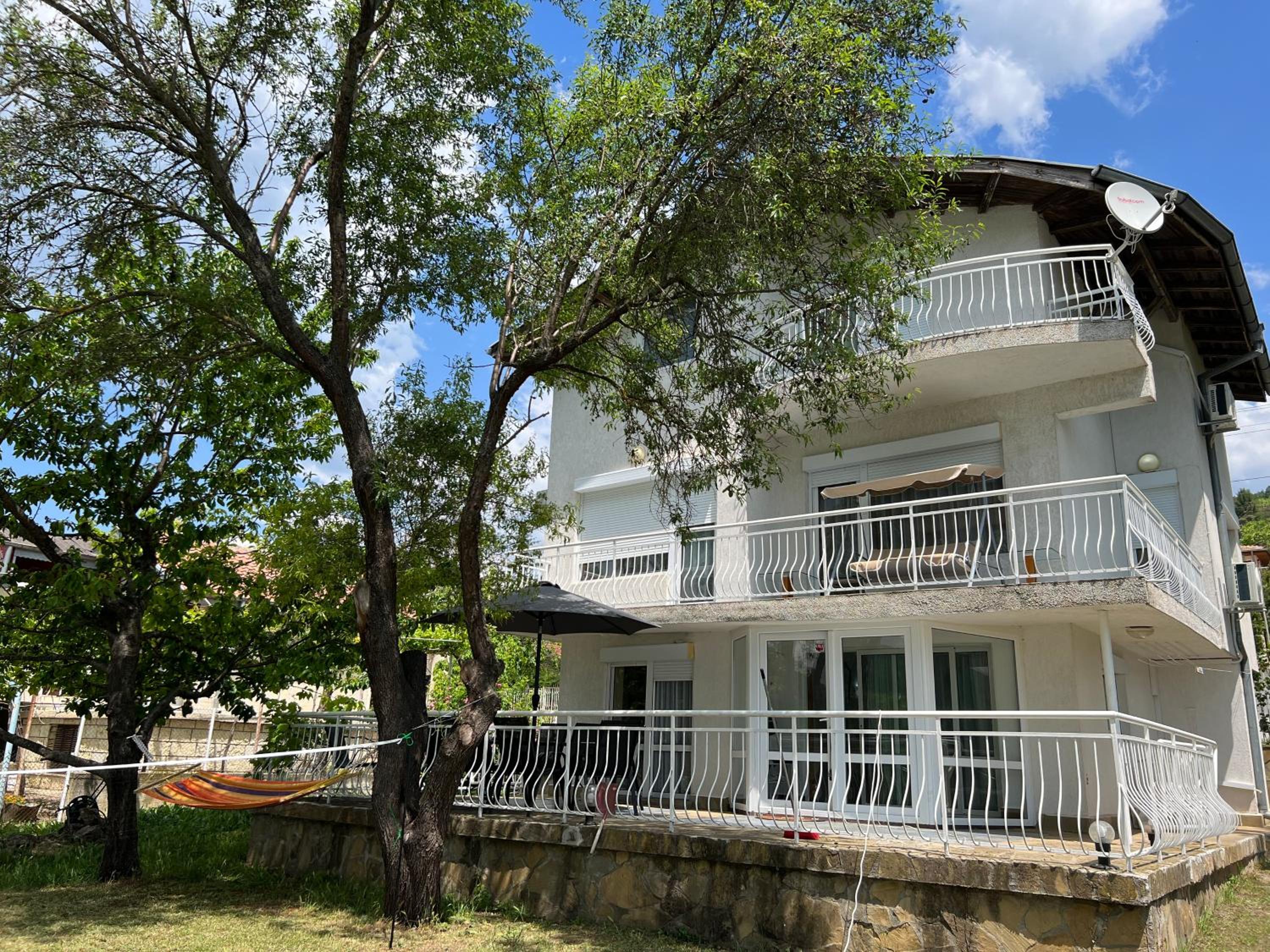 Villa MAXIMILIYAN