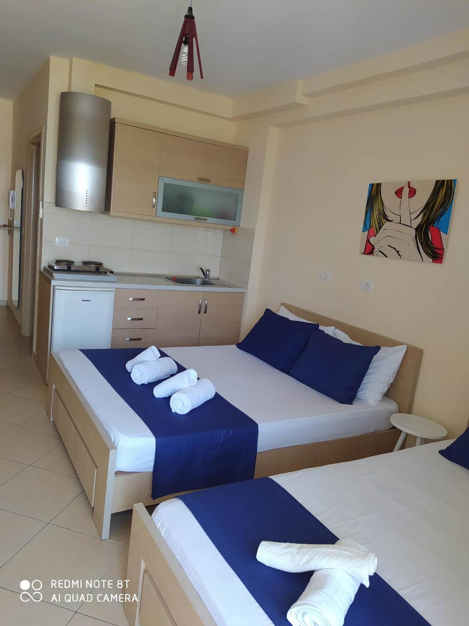 Summer Life Apartments