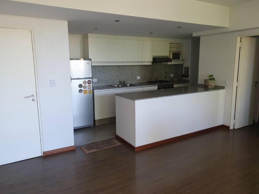 Departamento con vista al Rio en Rosario!