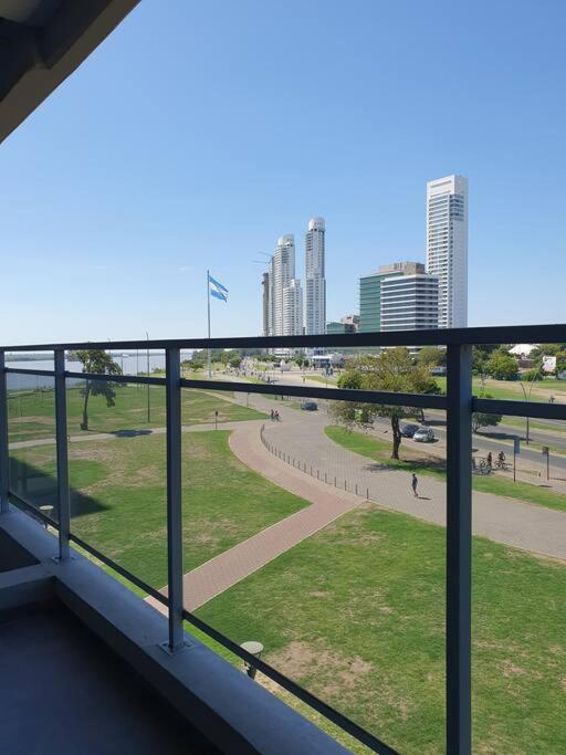 Departamento con vista al Rio en Rosario!