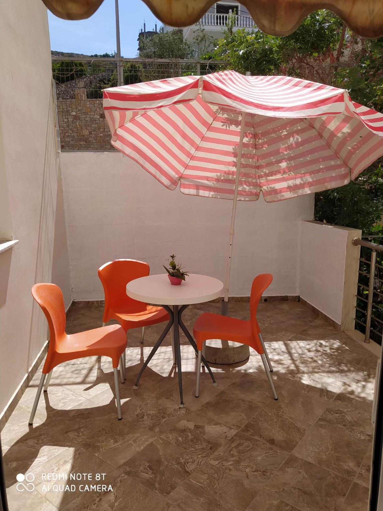 Summer Life Apartments