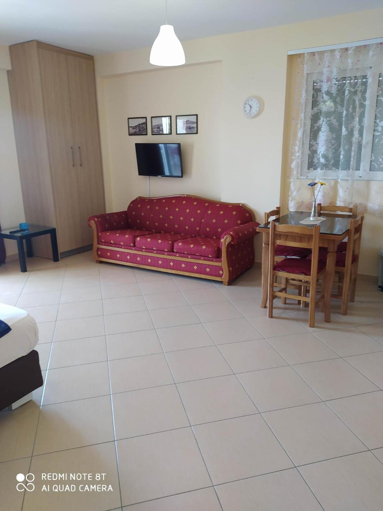 Summer Life Apartments