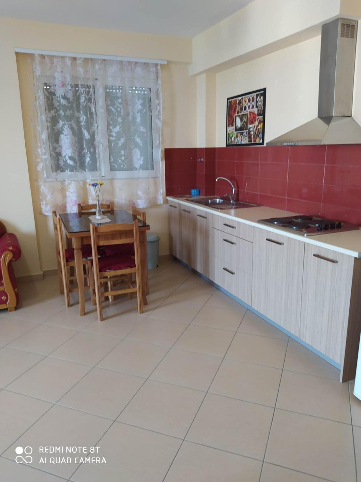 Summer Life Apartments