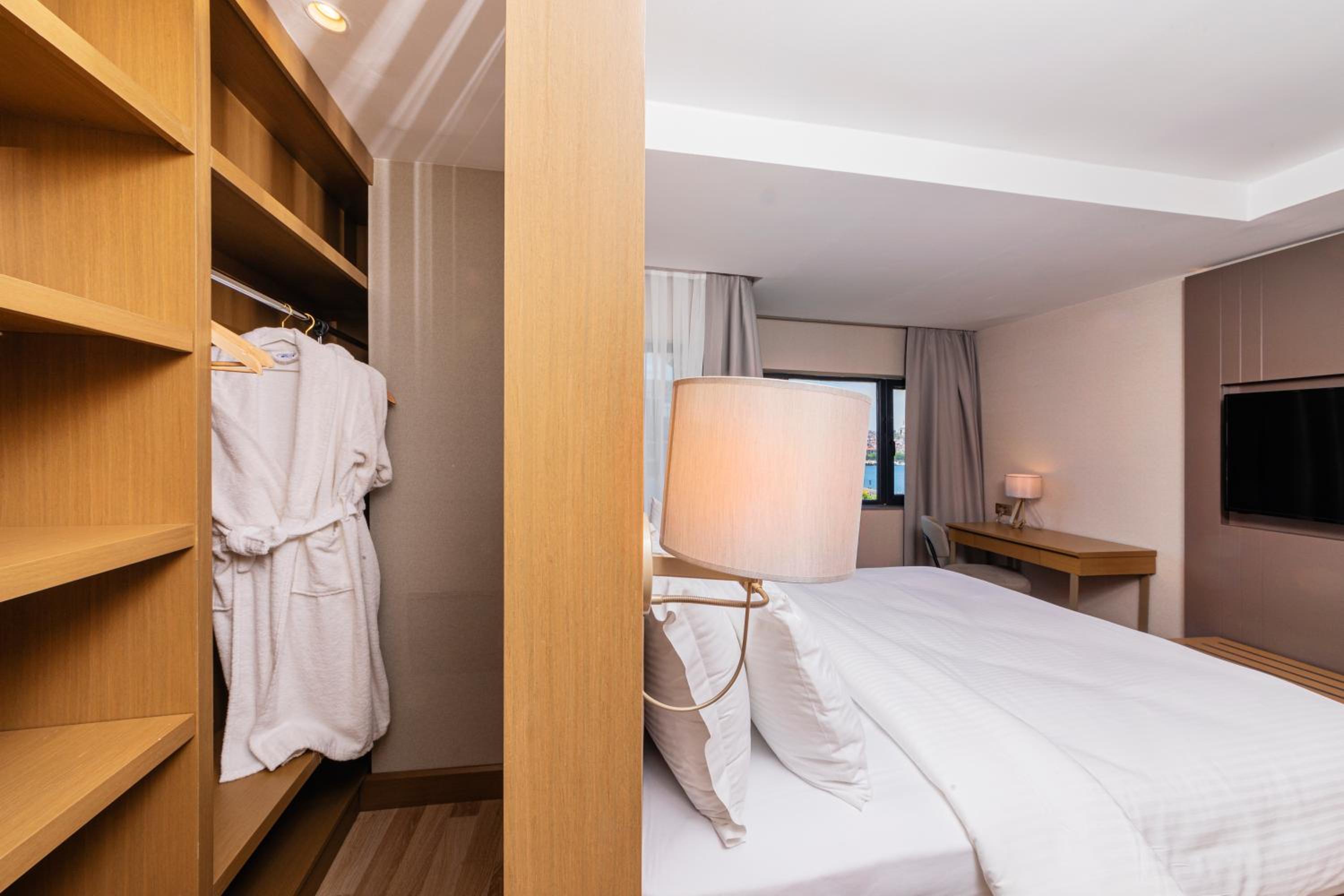 Csk The Halich Port İstanbul - Image 36