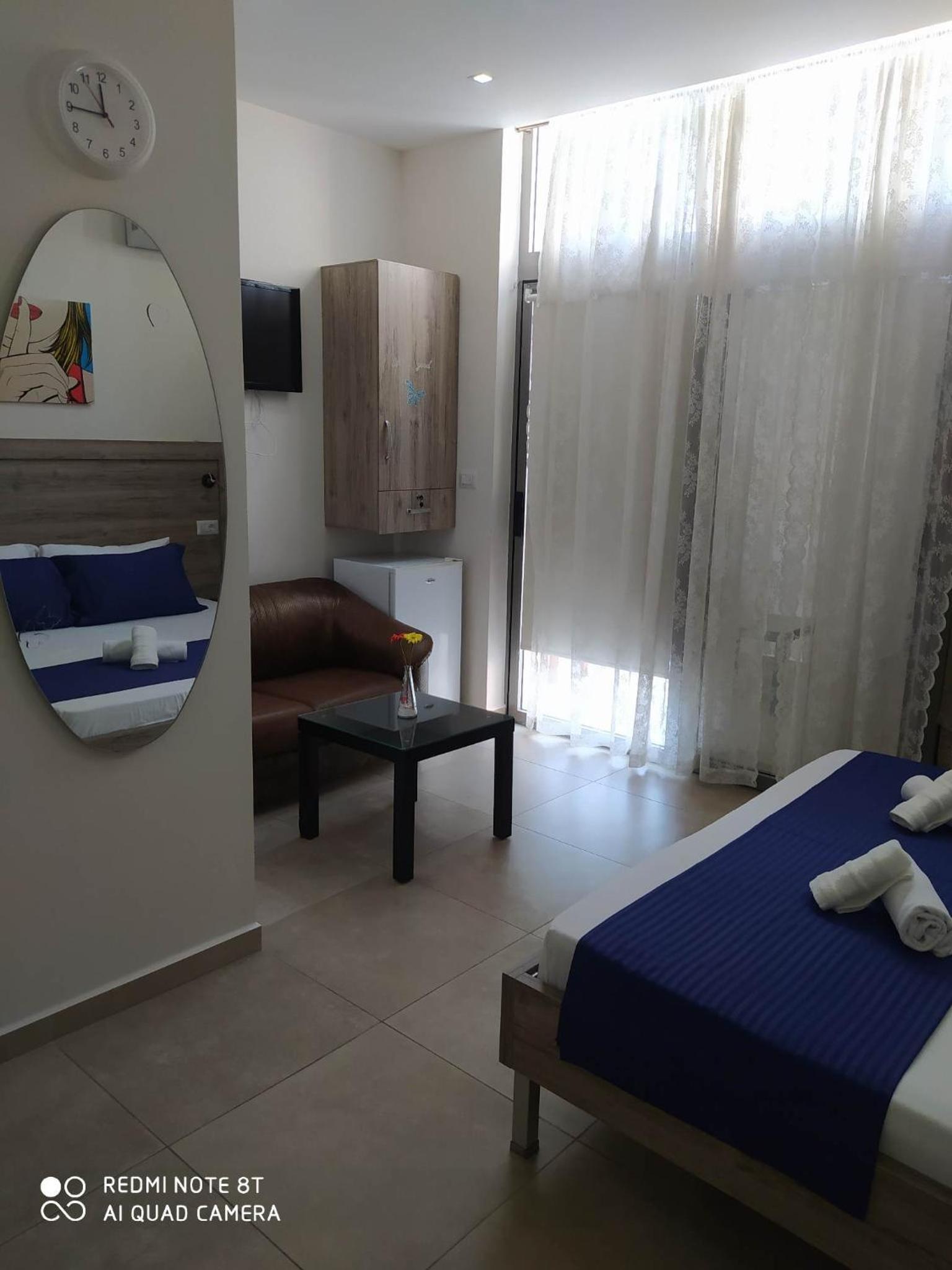 Summer Life Apartments
