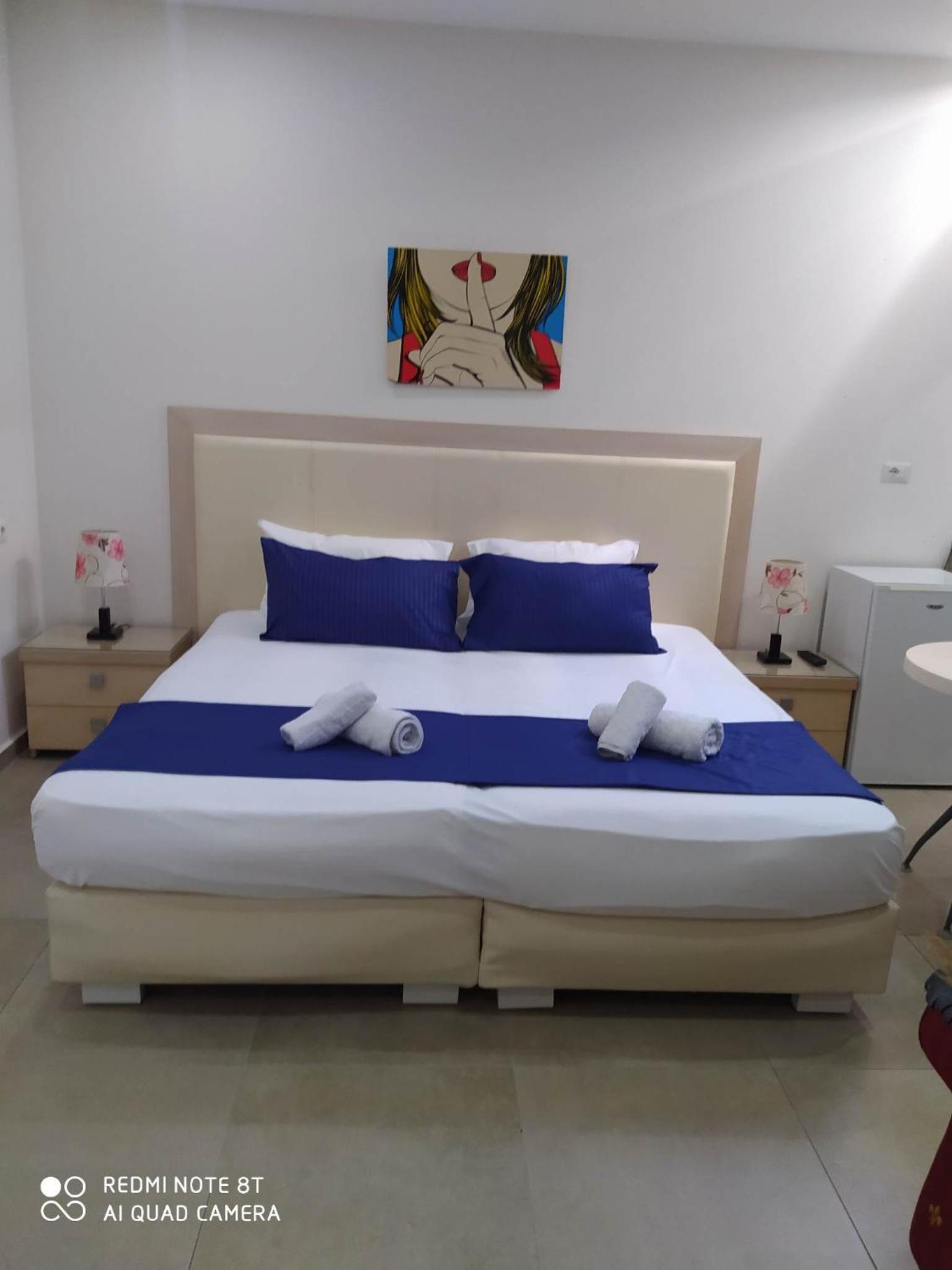 Summer Life Apartments
