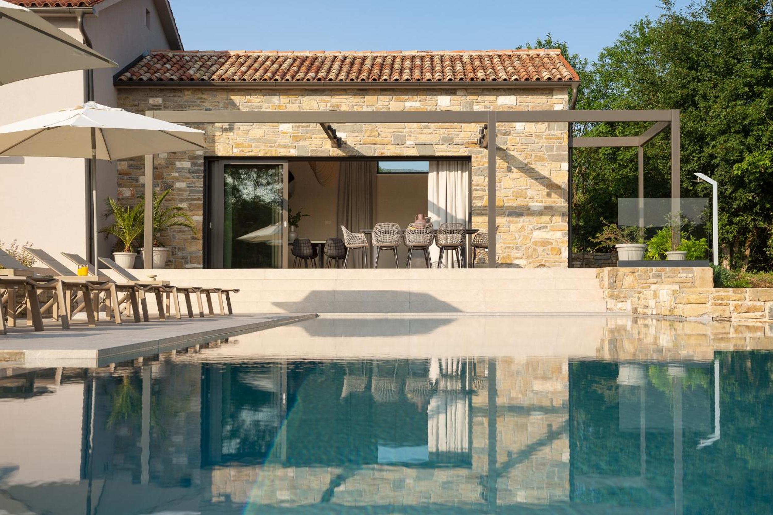 Stone House Baracchi