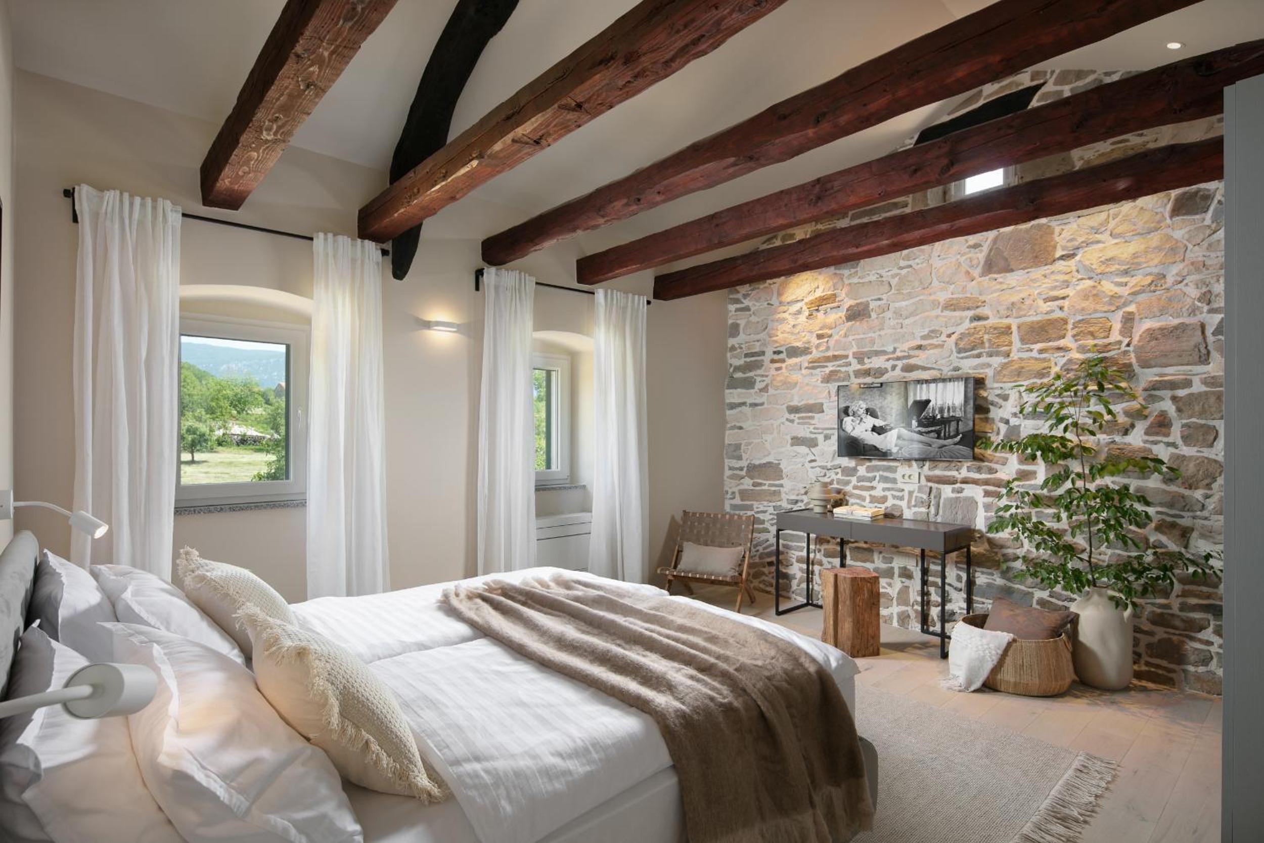Stone House Baracchi