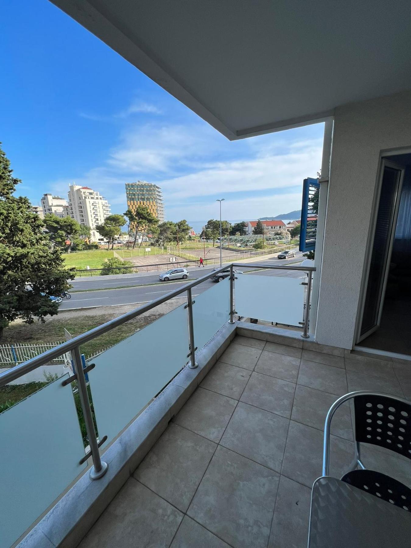 Seaside Apartment in Becici view 3