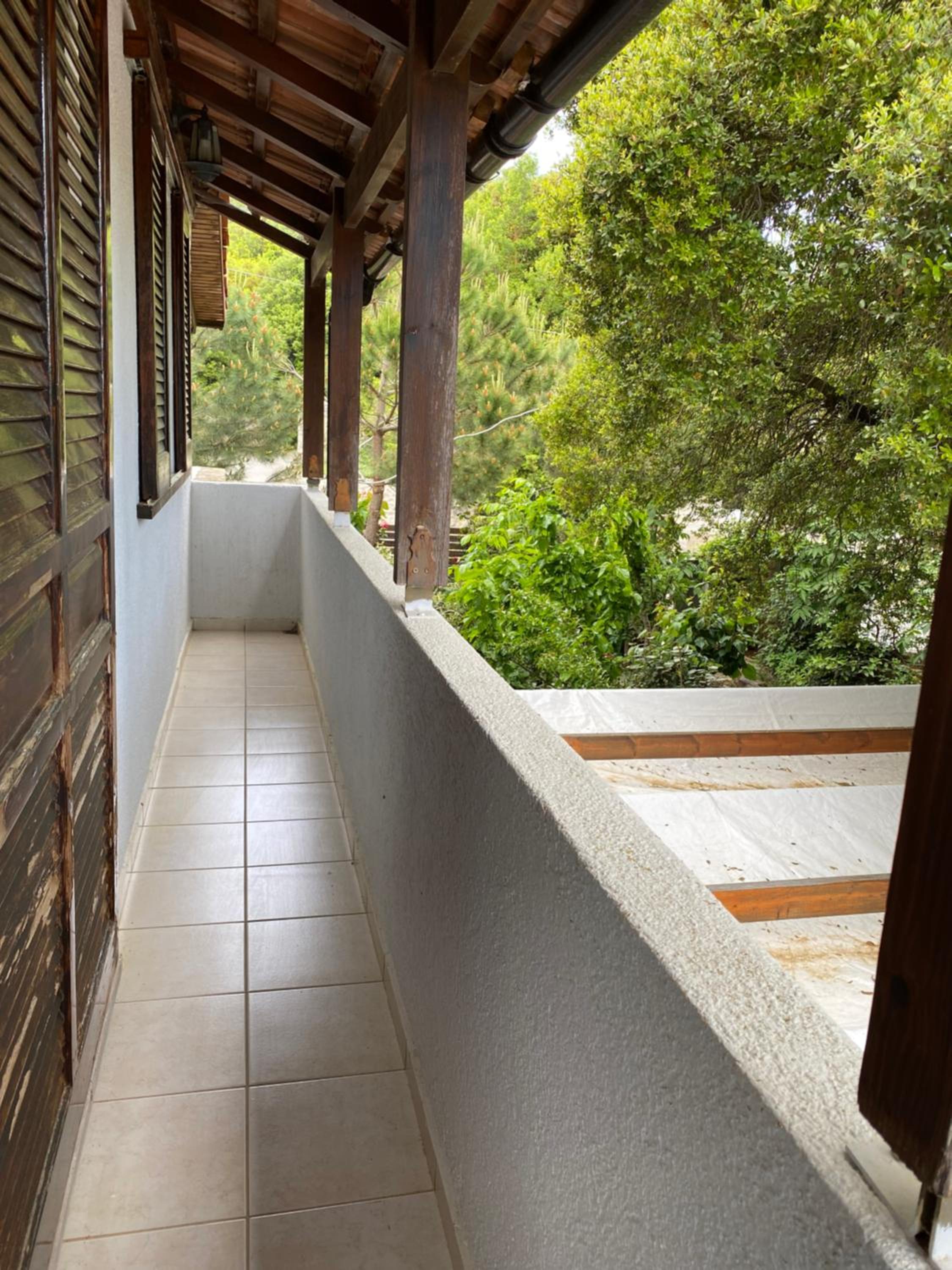Katharo Traditional Villa