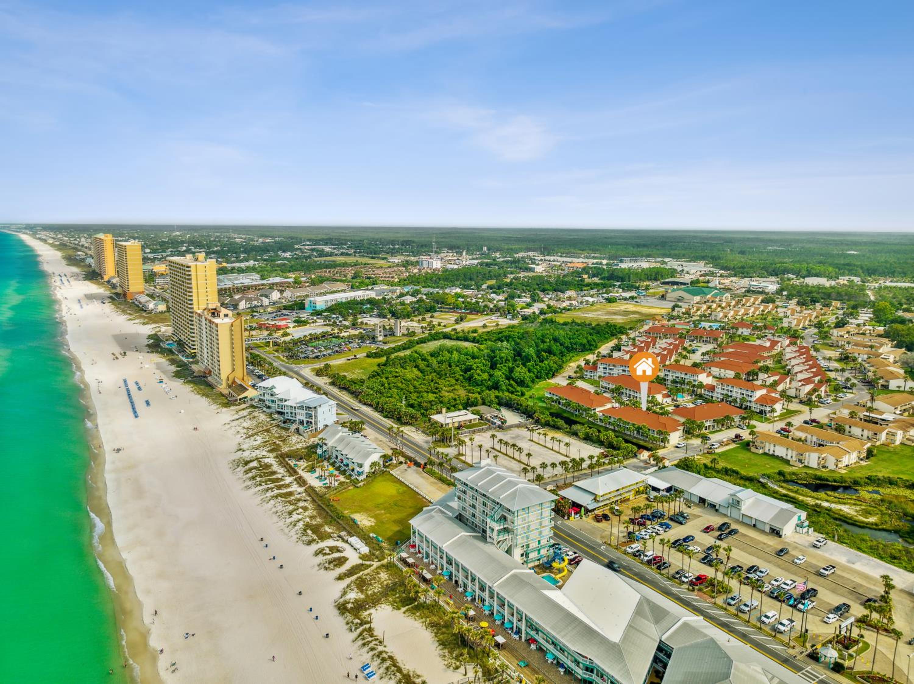 Beachside Paradise Sleeps 8 Pools Mini Golf & More view 4